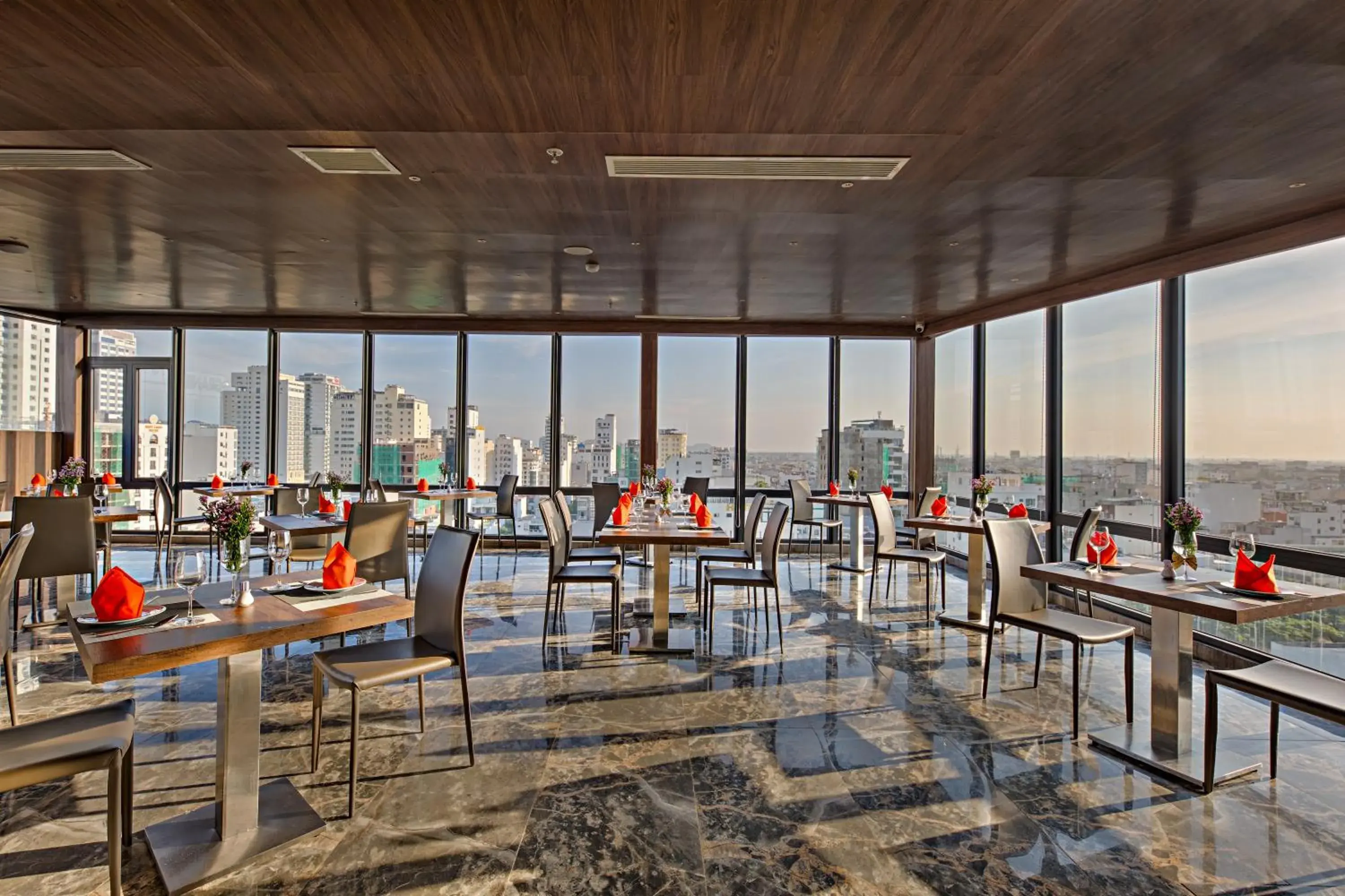 Restaurant/places to eat in Grand Sunrise Boutique Hotel Restaurant/places to eat in Grand Sunrise Boutique Hotel