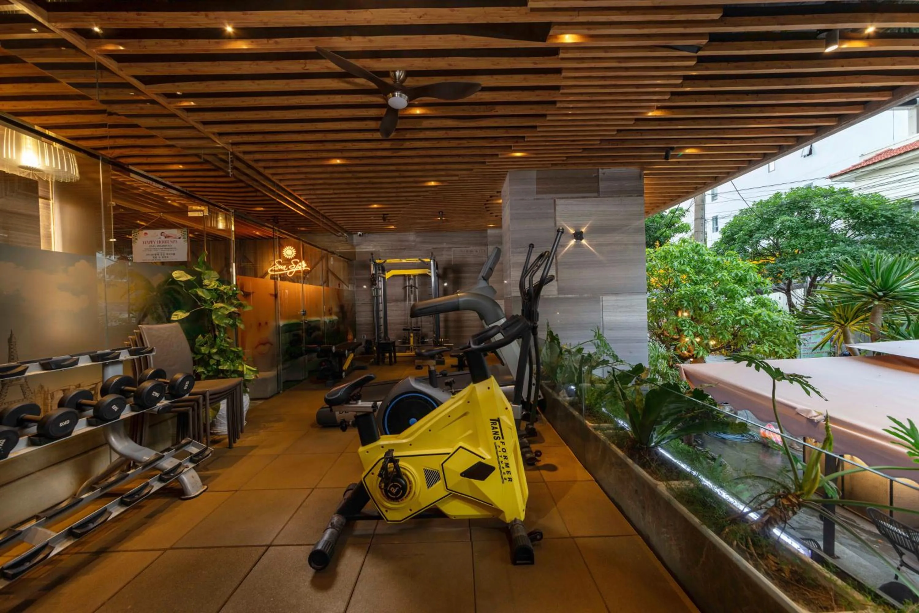 Fitness centre/facilities in Grand Sunrise Boutique Hotel