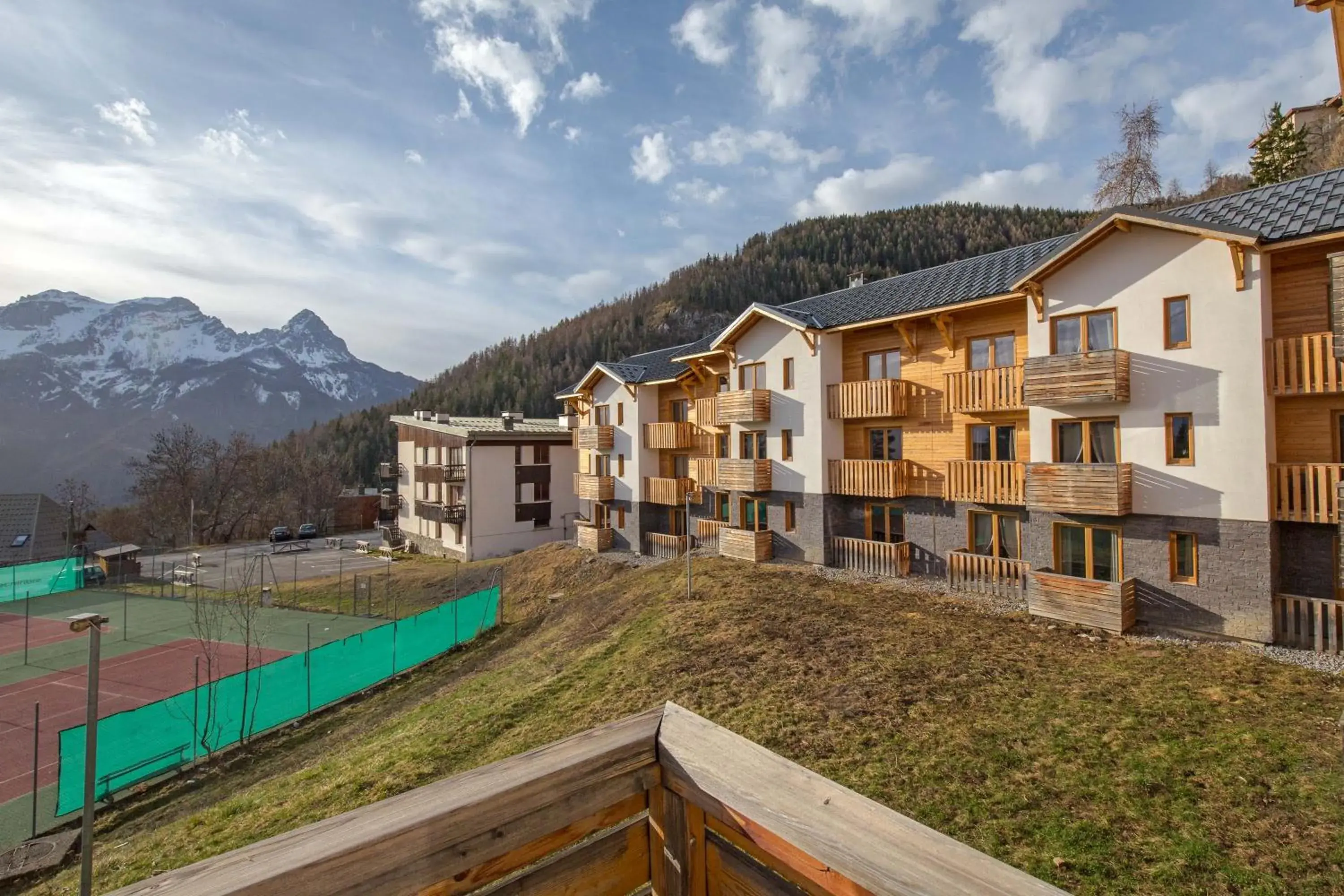 Property building in SOWELL RESIDENCES Pra Loup Property building in SOWELL RESIDENCES Pra Loup