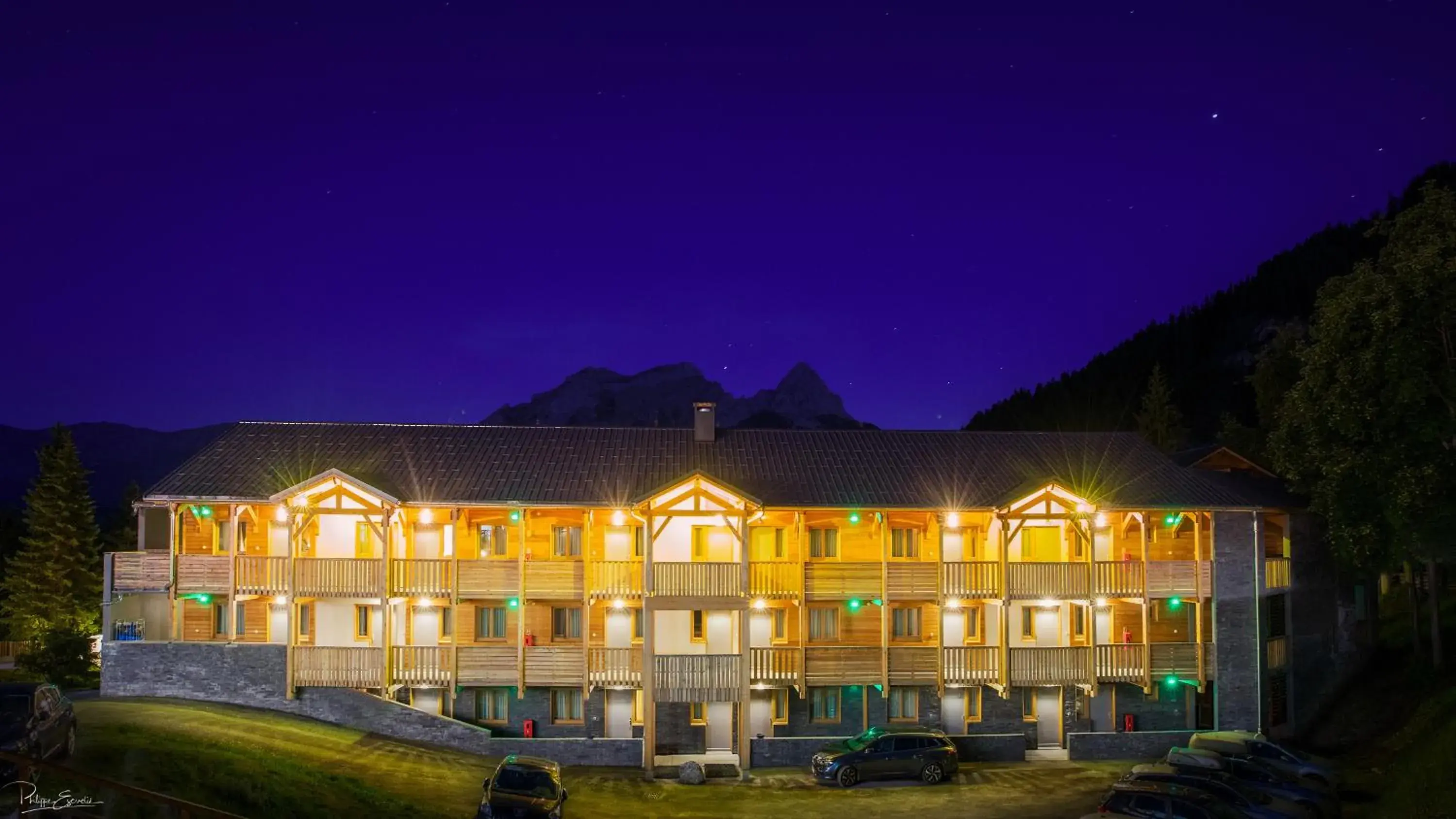 Facade/entrance in SOWELL RESIDENCES Pra Loup Facade/entrance in SOWELL RESIDENCES Pra Loup