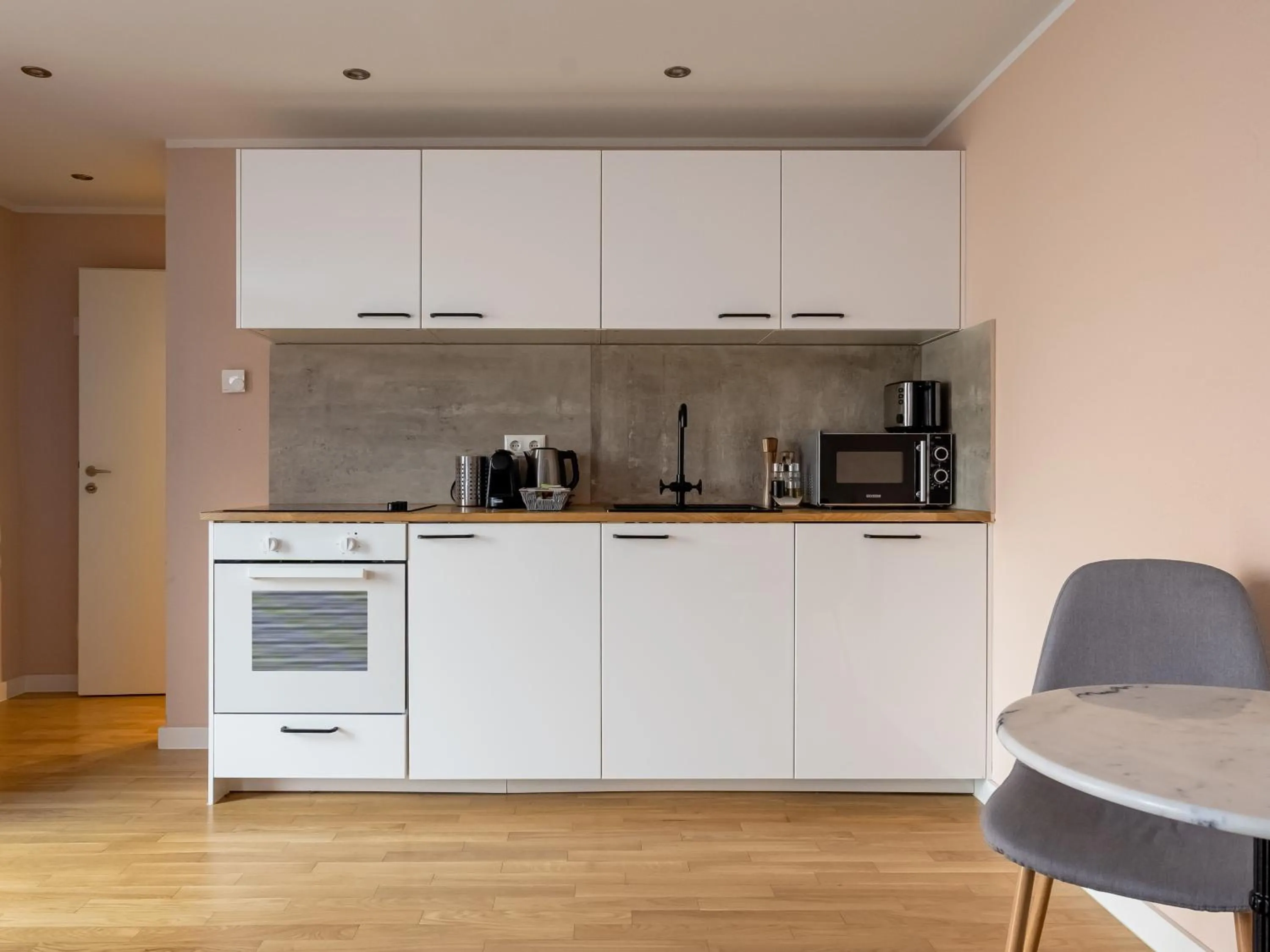 Coffee/tea facilities in Limehome Dresden Tannenstraße