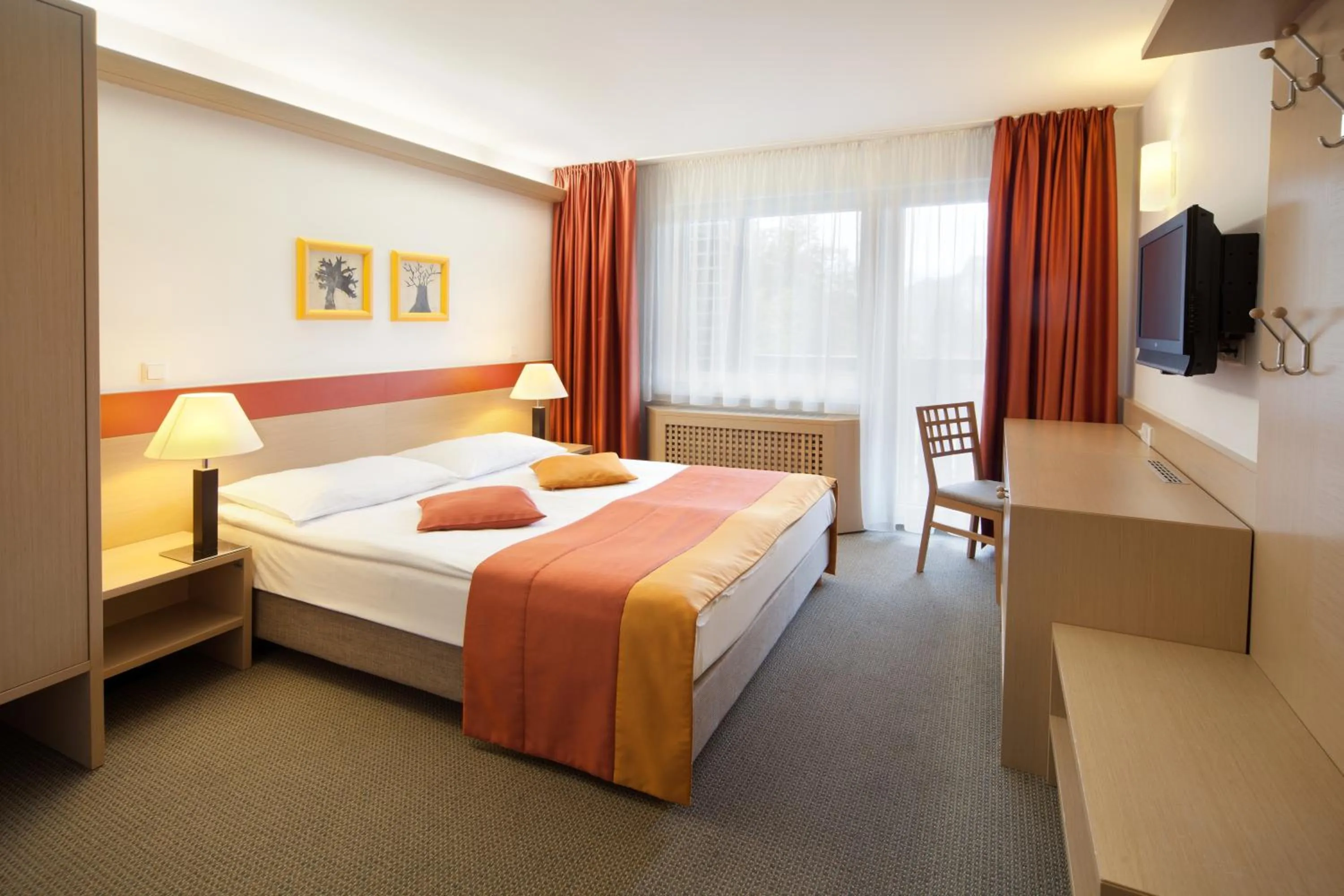 Photo of the whole room, Bed in Garni Hotel Savica - Sava Hotels & Resorts