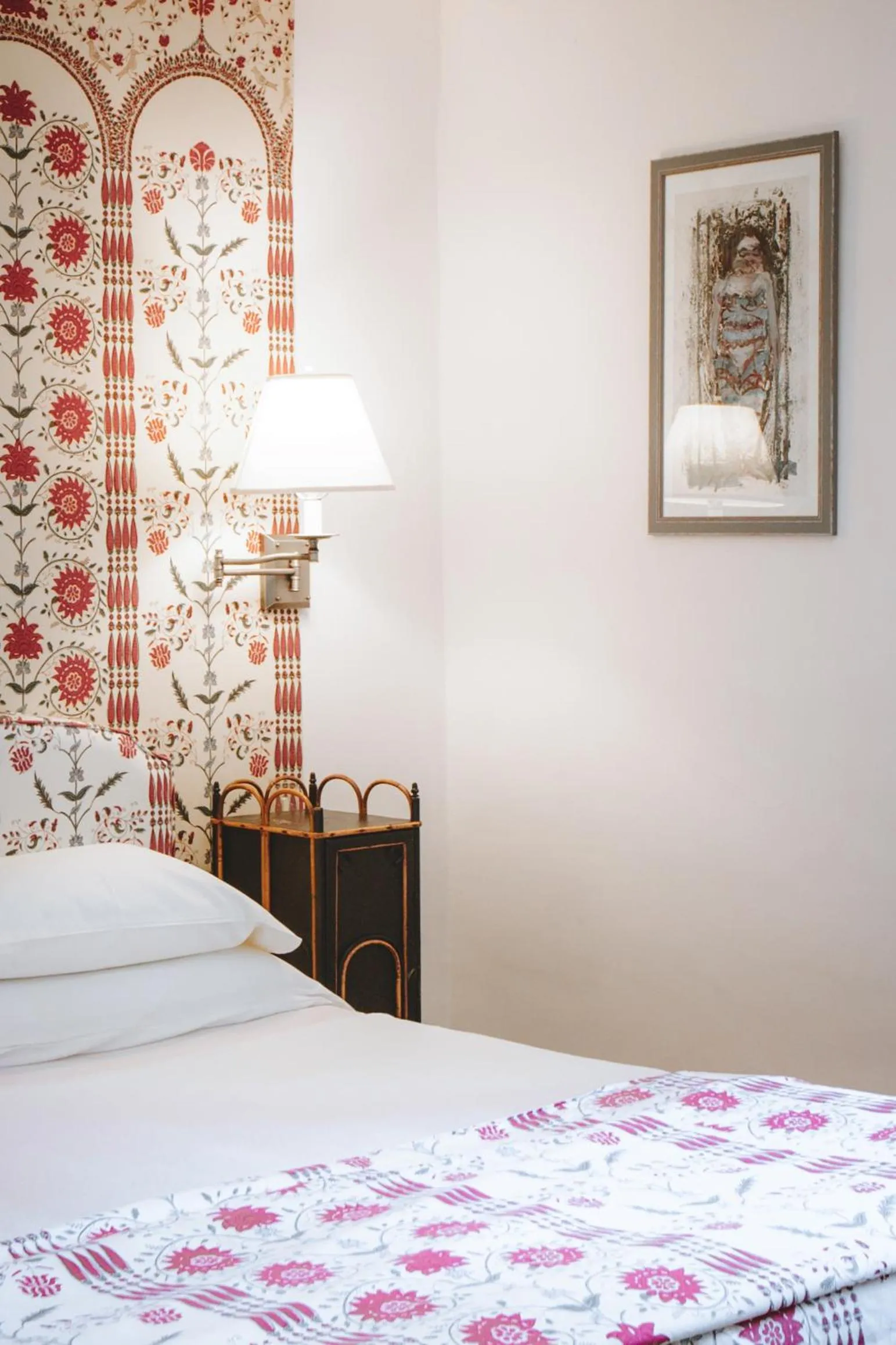Bed in Bastide Rose