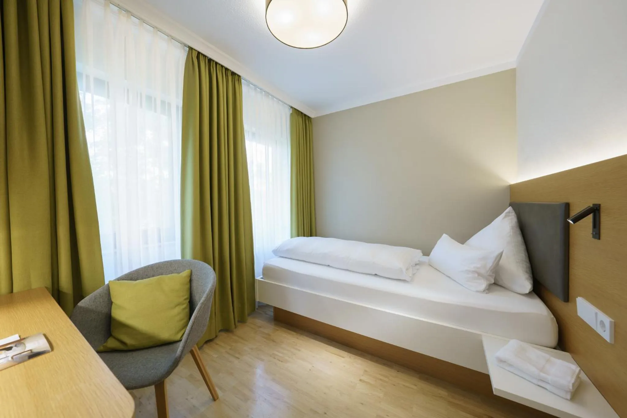 Bed in Hotel Hiller in Abstatt