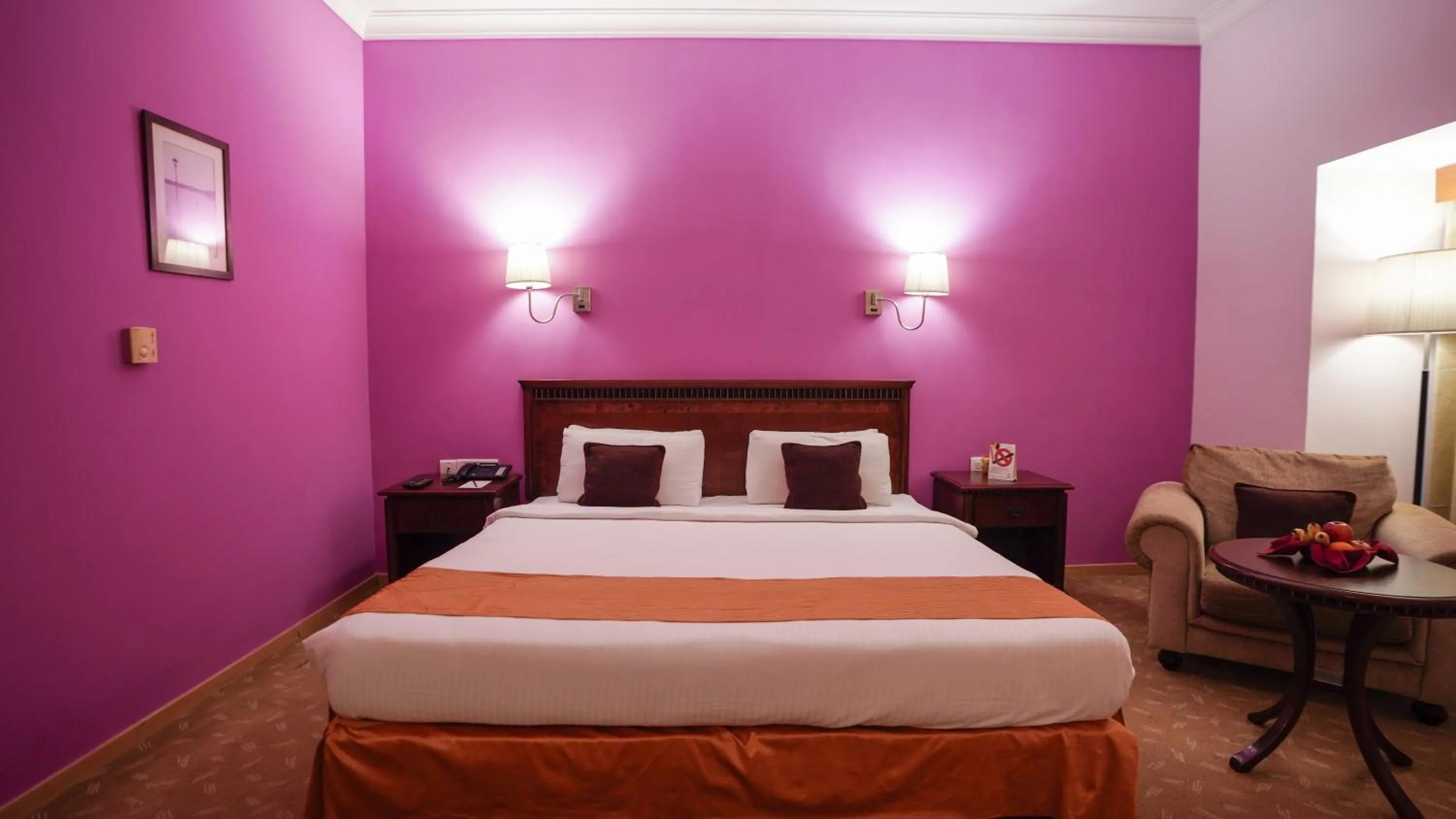 Bedroom, Bed in MGM Mark Whitefield