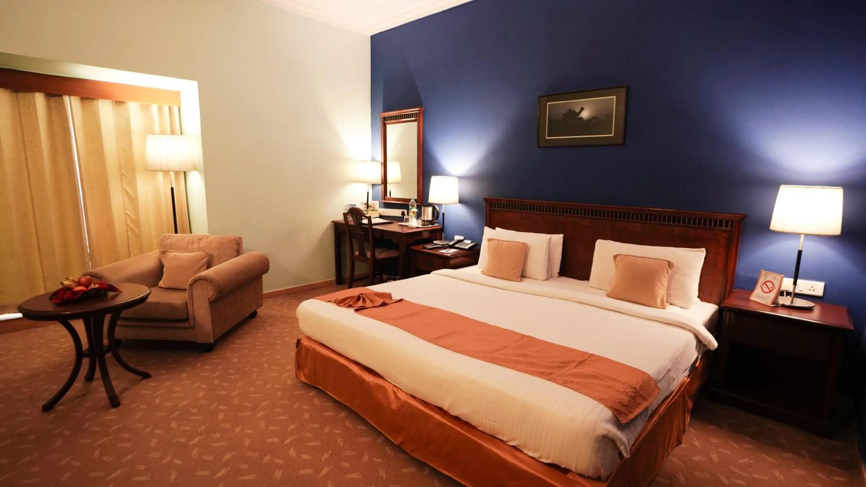 Bedroom, Bed in MGM Mark Whitefield