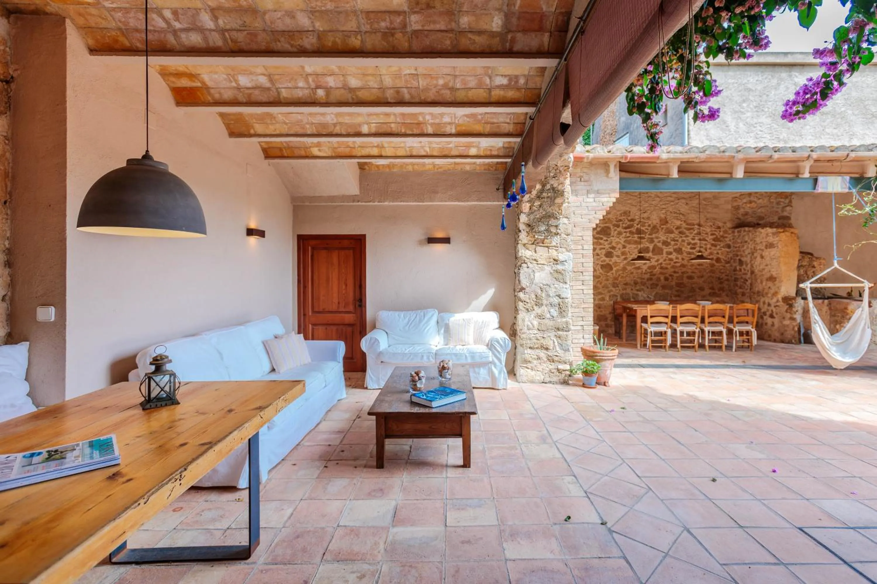 Patio in Flateli Tor