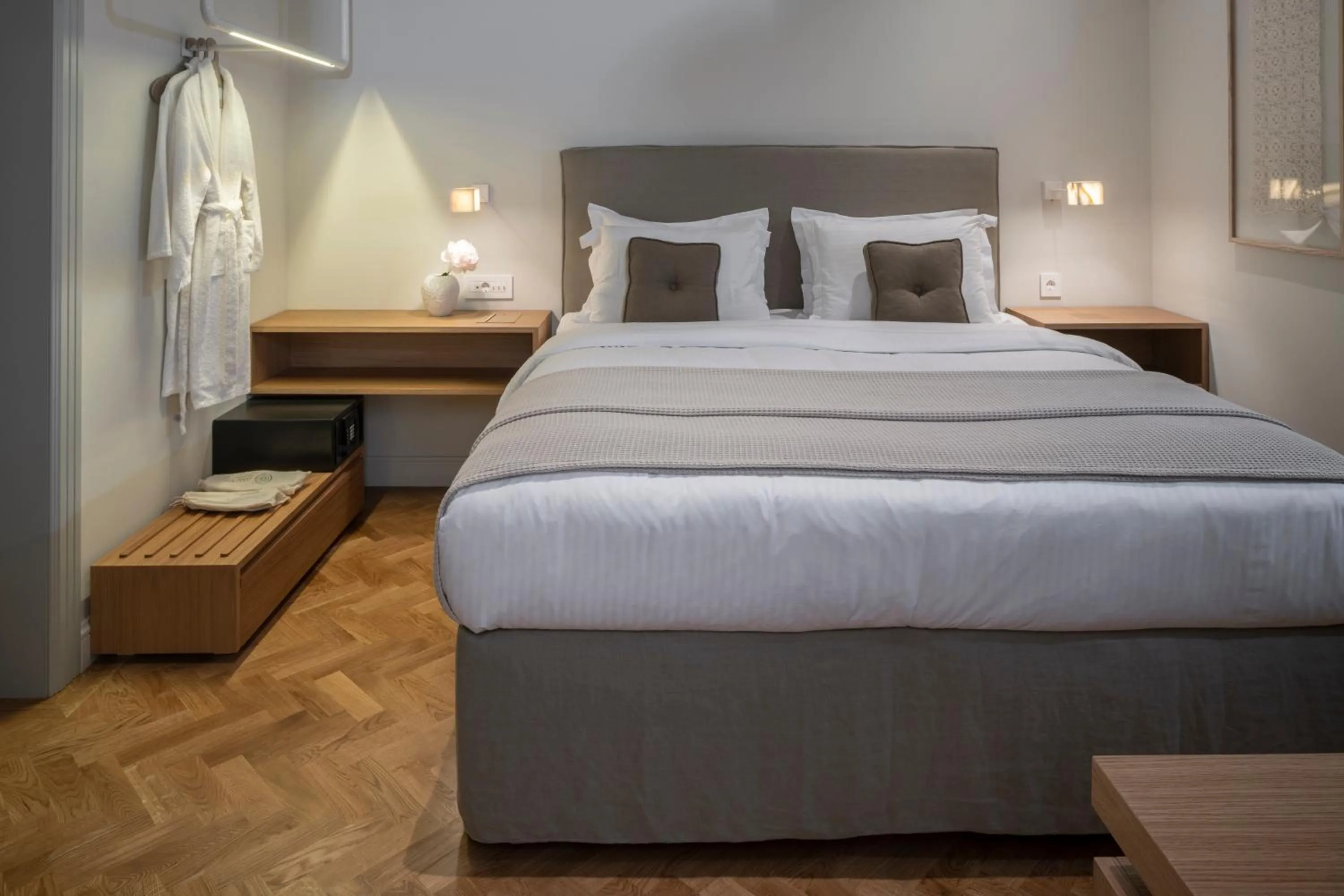 Bed in COCO-MAT Athens Jumelle