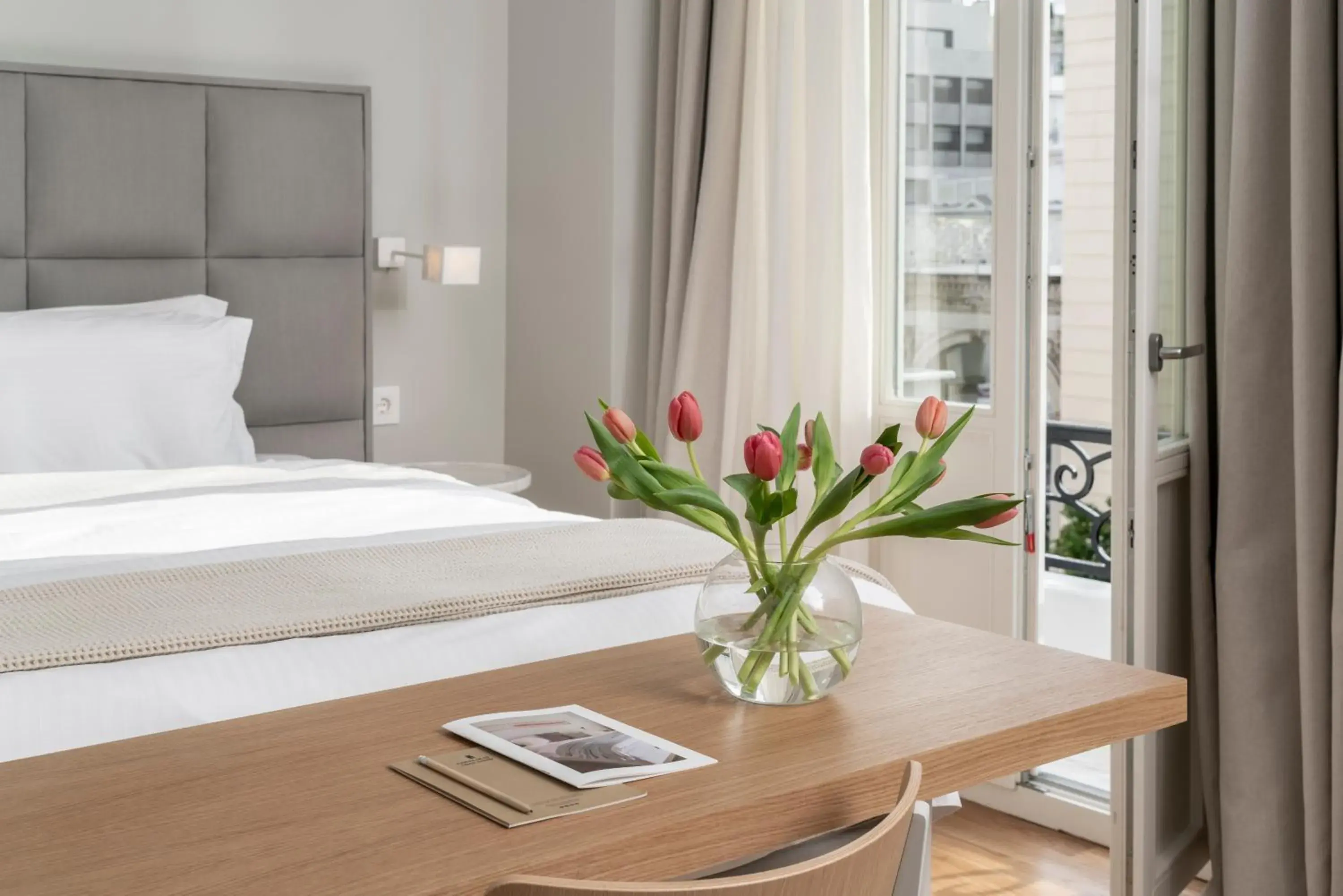 Nearby landmark, Bed in COCO-MAT Athens Jumelle Nearby landmark, Bed in COCO-MAT Athens Jumelle