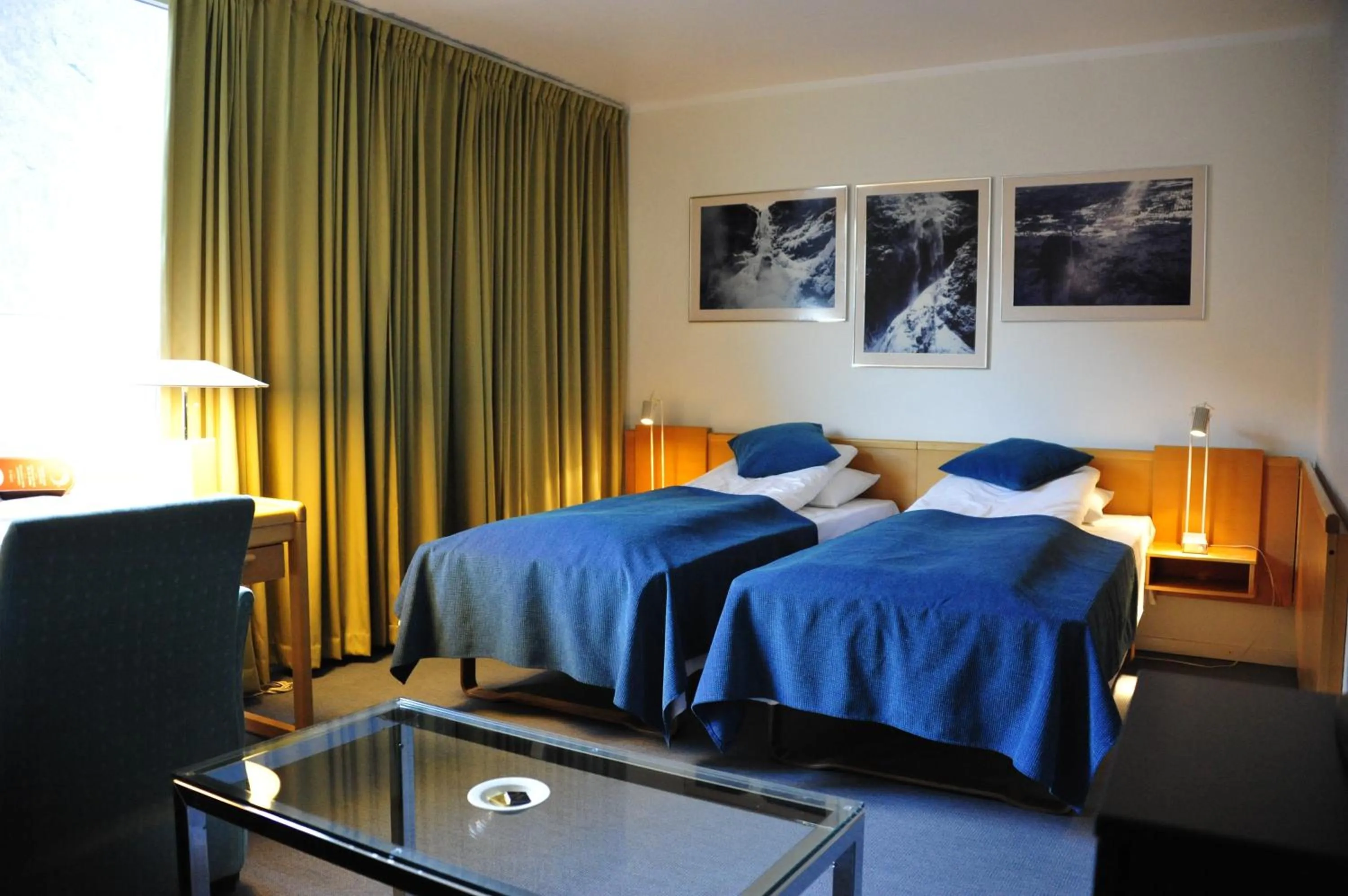 Photo of the whole room, Bed in Klingenberg Hotel - Årdal