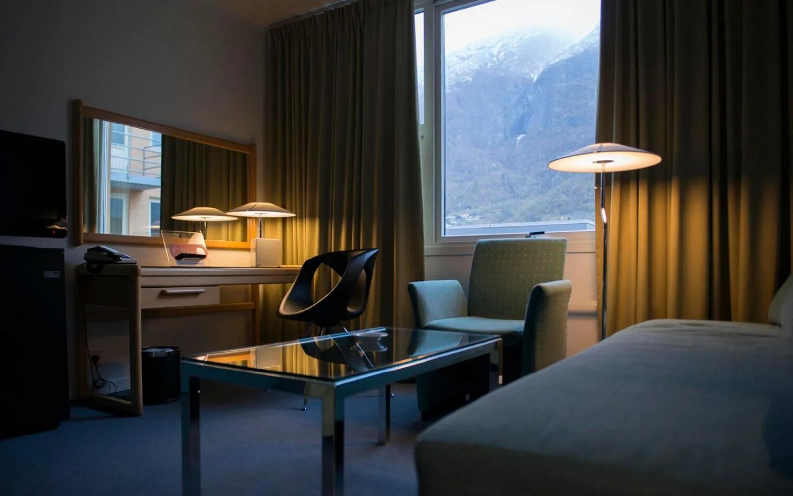 Photo of the whole room, Bed in Klingenberg Hotel - Årdal