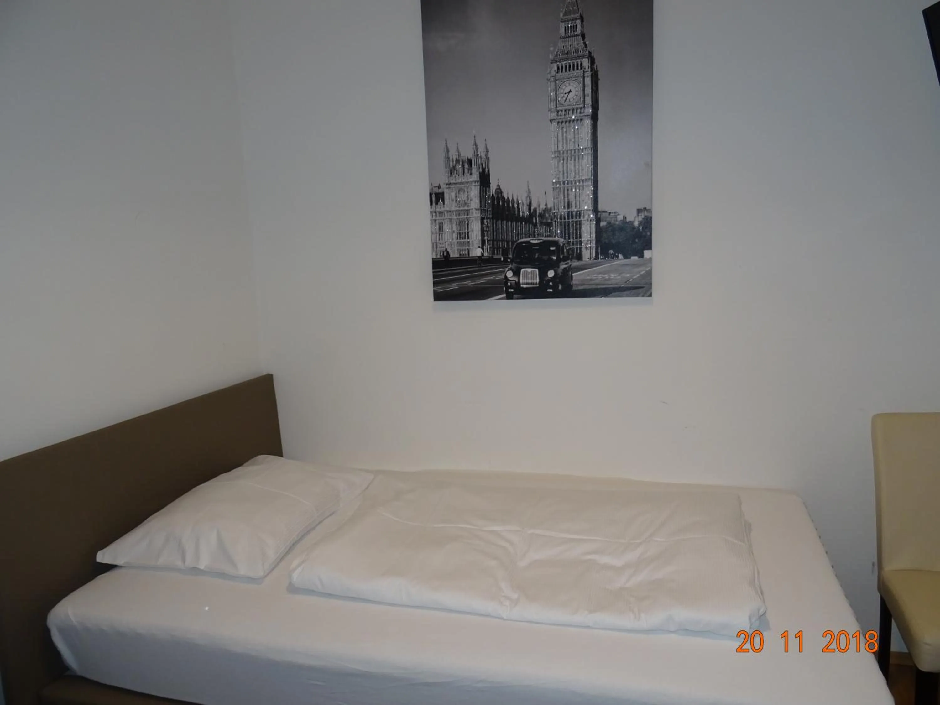 Bed in Hotel-Restaurant zum Donaueck Mauthausen