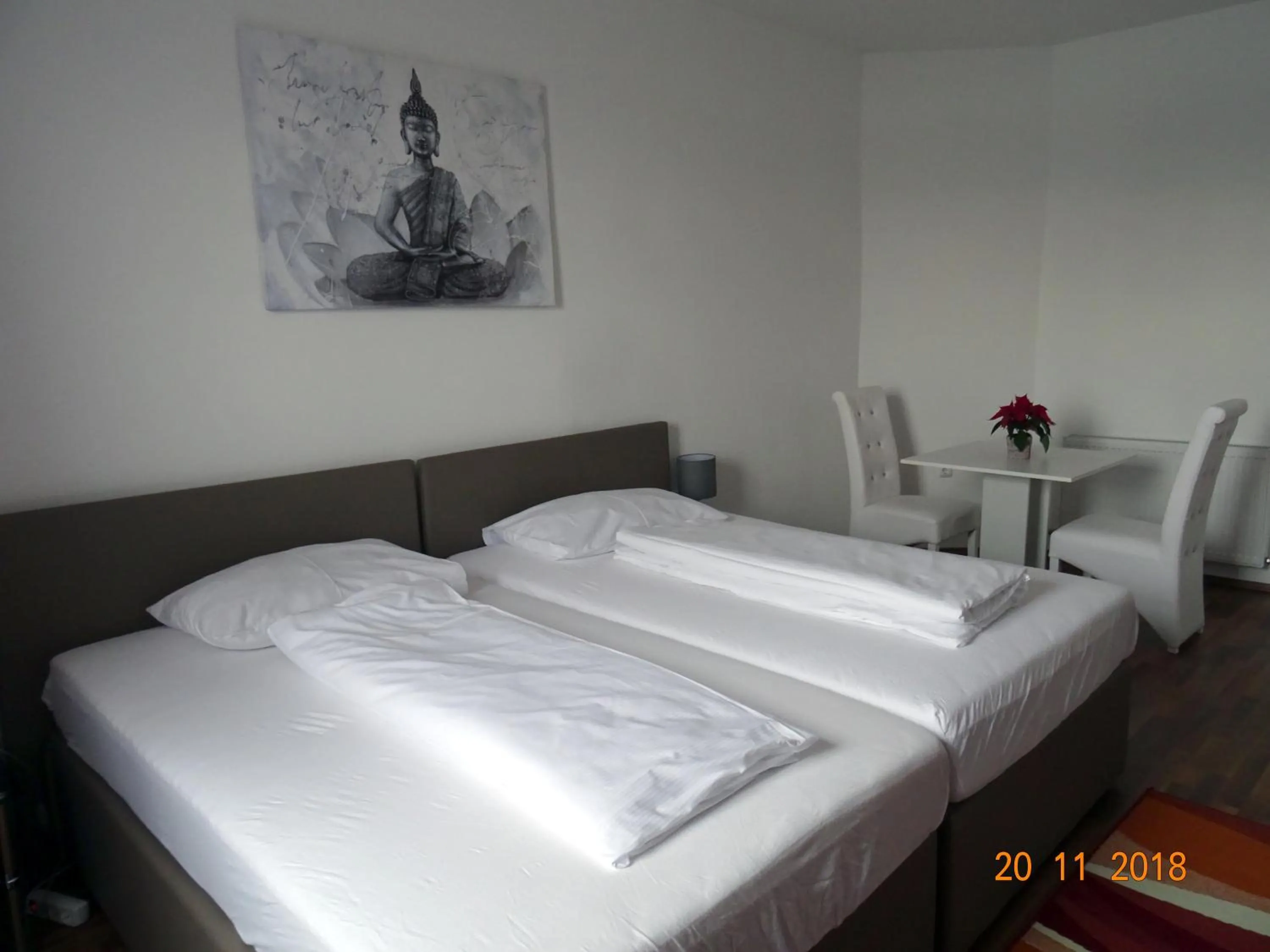 Bed in Hotel-Restaurant zum Donaueck Mauthausen