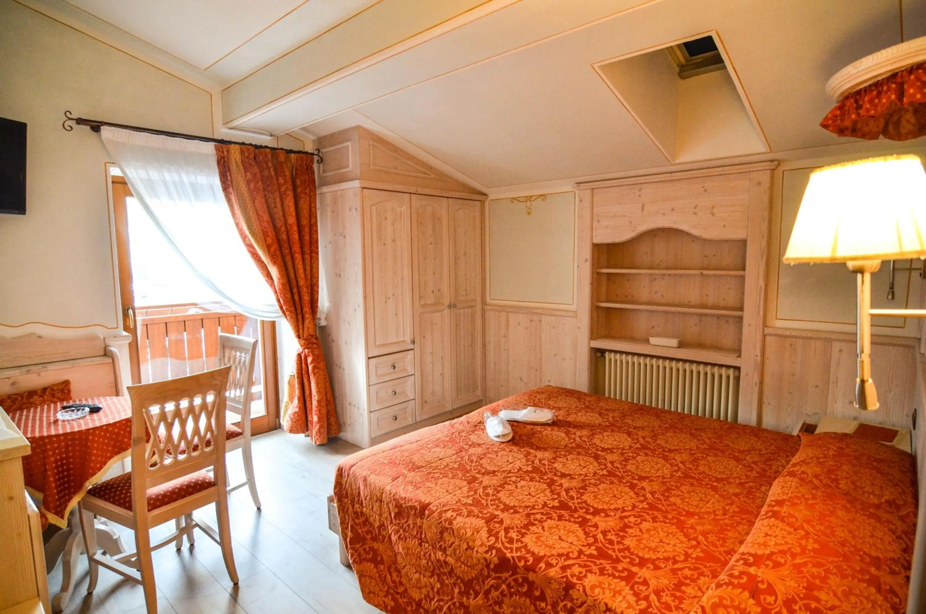 Bed in Hotel Cristallo