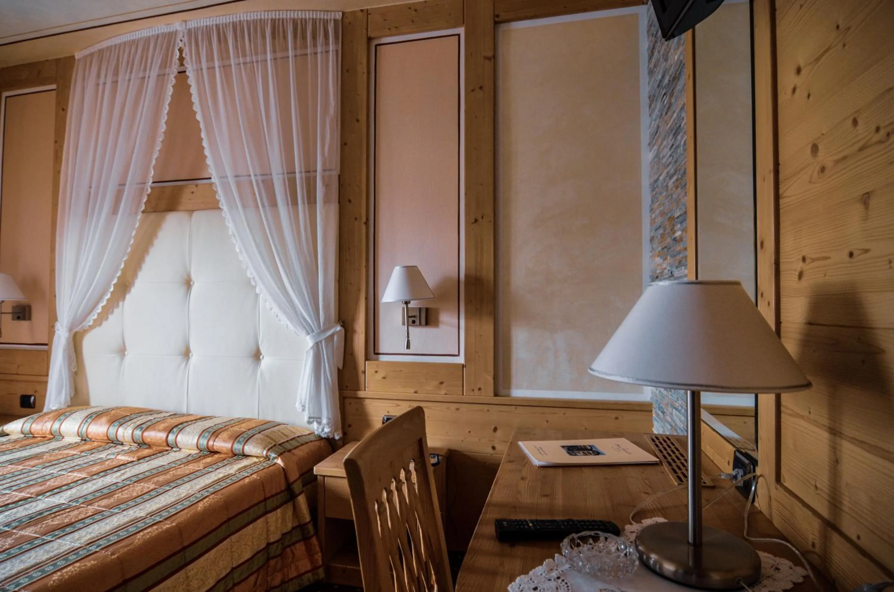 Bed in Hotel Cristallo