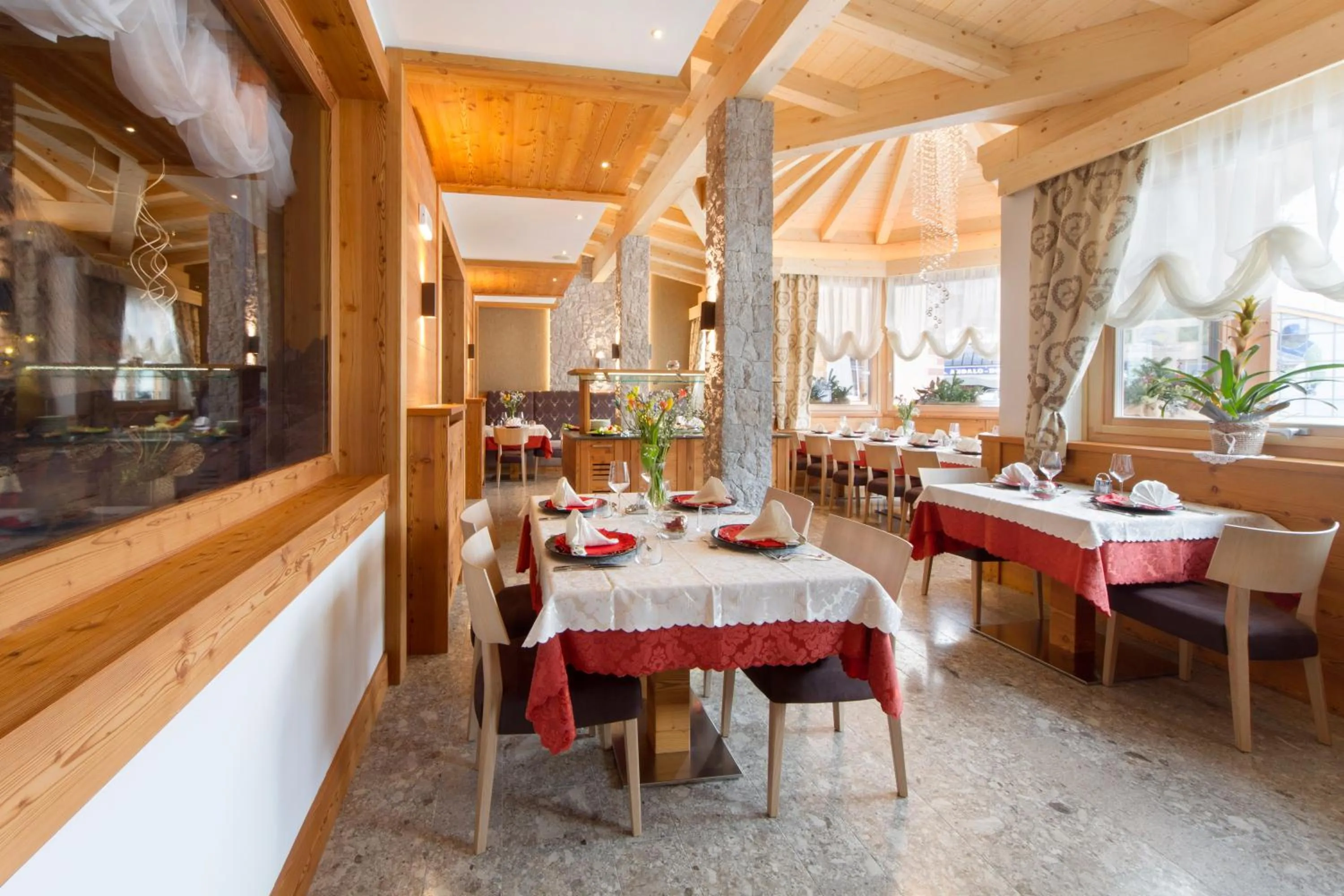 Restaurant/places to eat in Hotel Cristallo