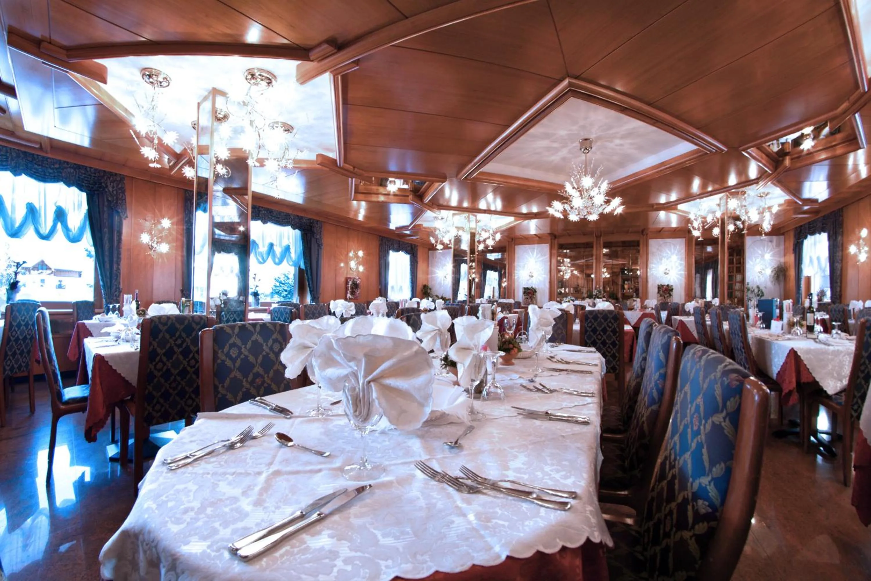 Restaurant/places to eat in Hotel Cristallo