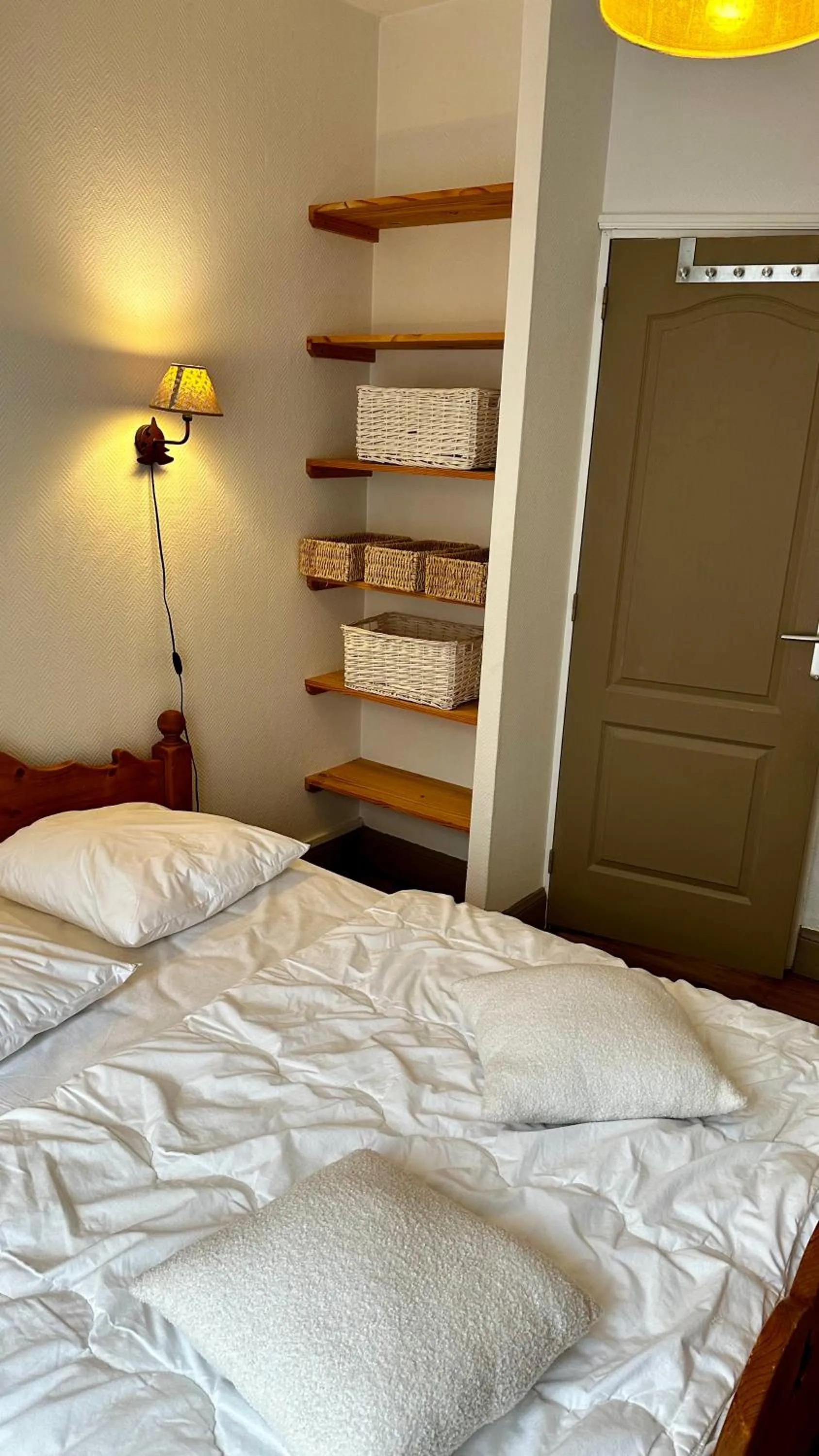 Bed in Les Montagnettes