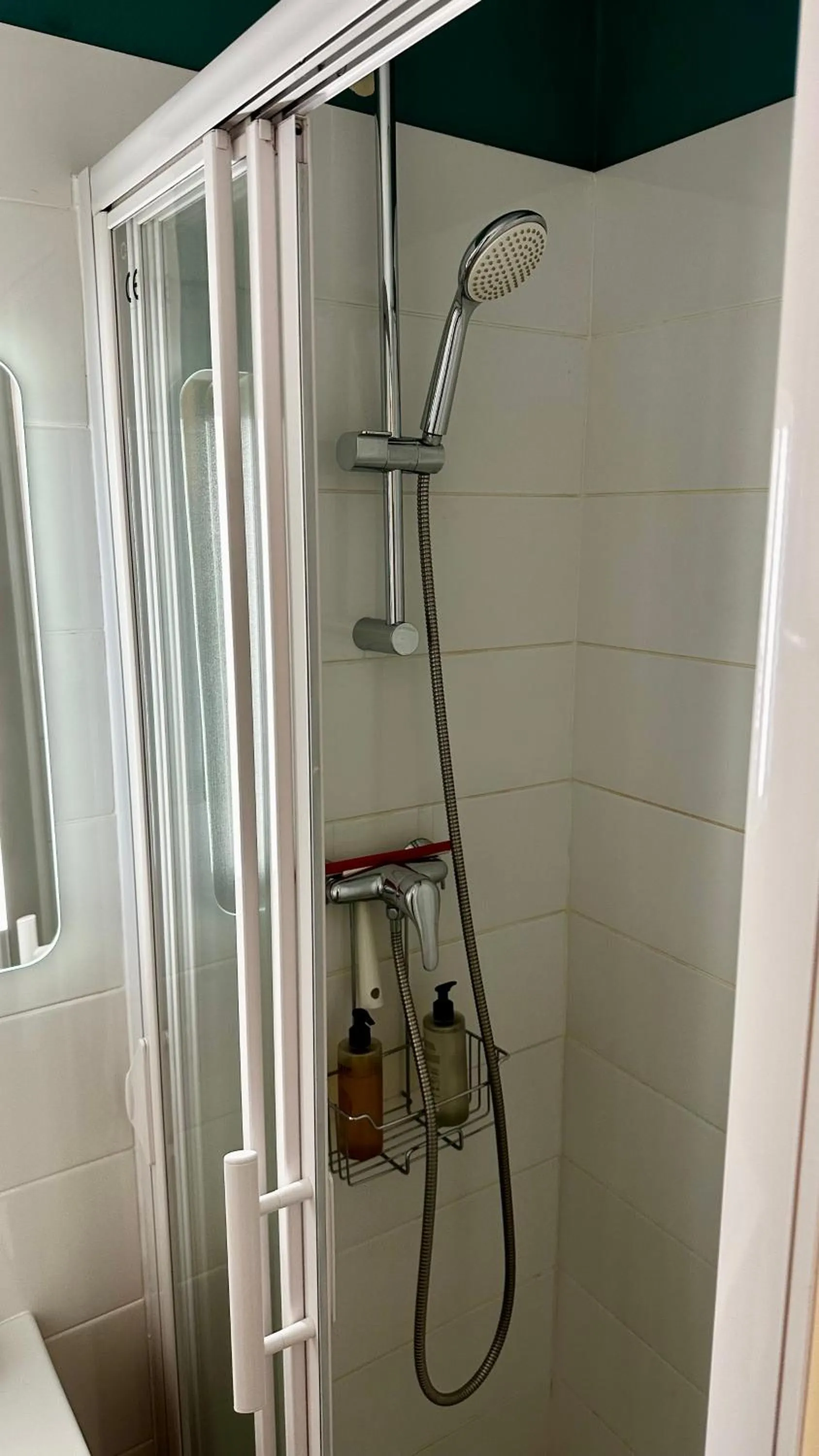 Bathroom in Les Montagnettes