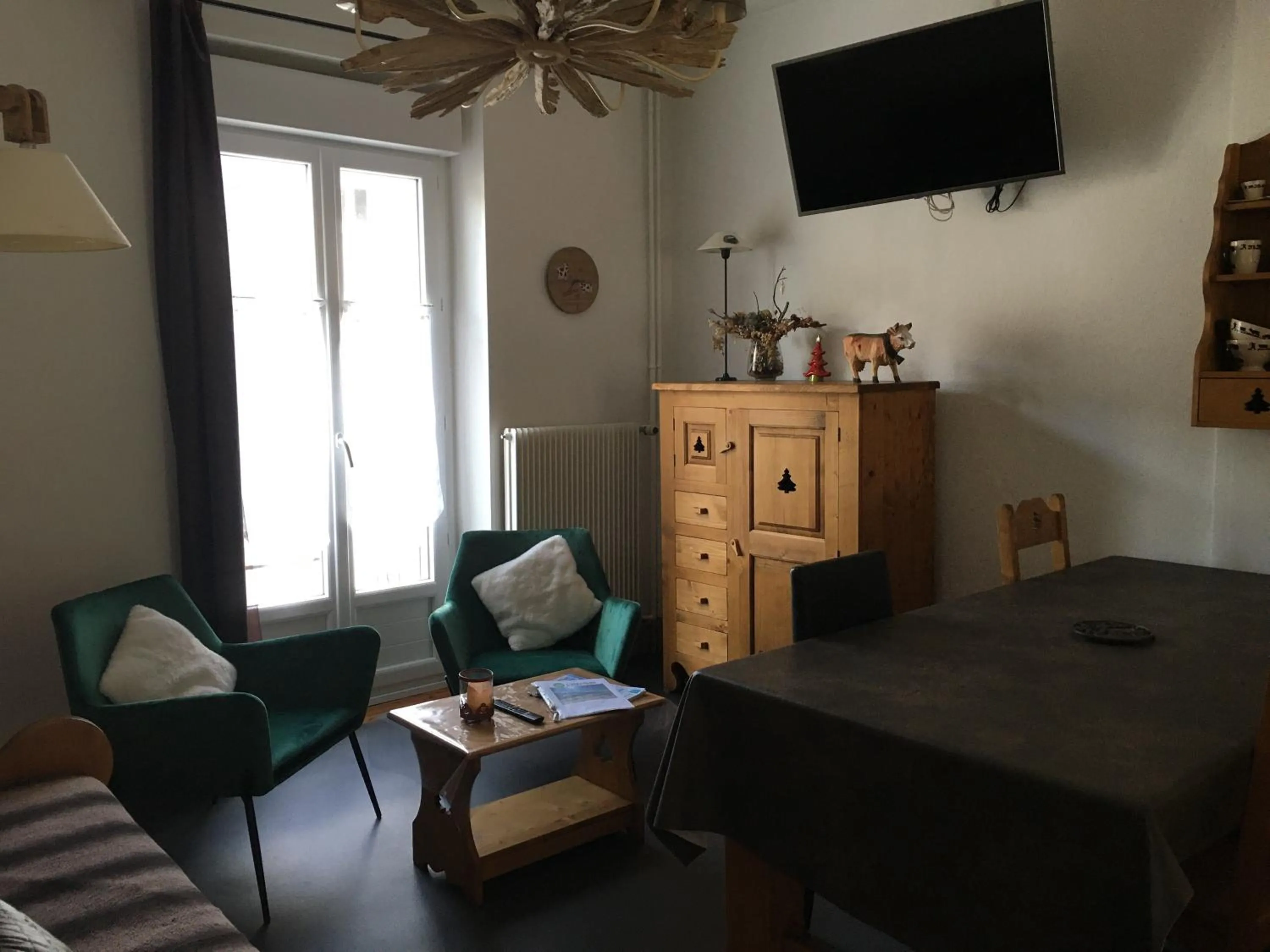 TV and multimedia in Les Montagnettes