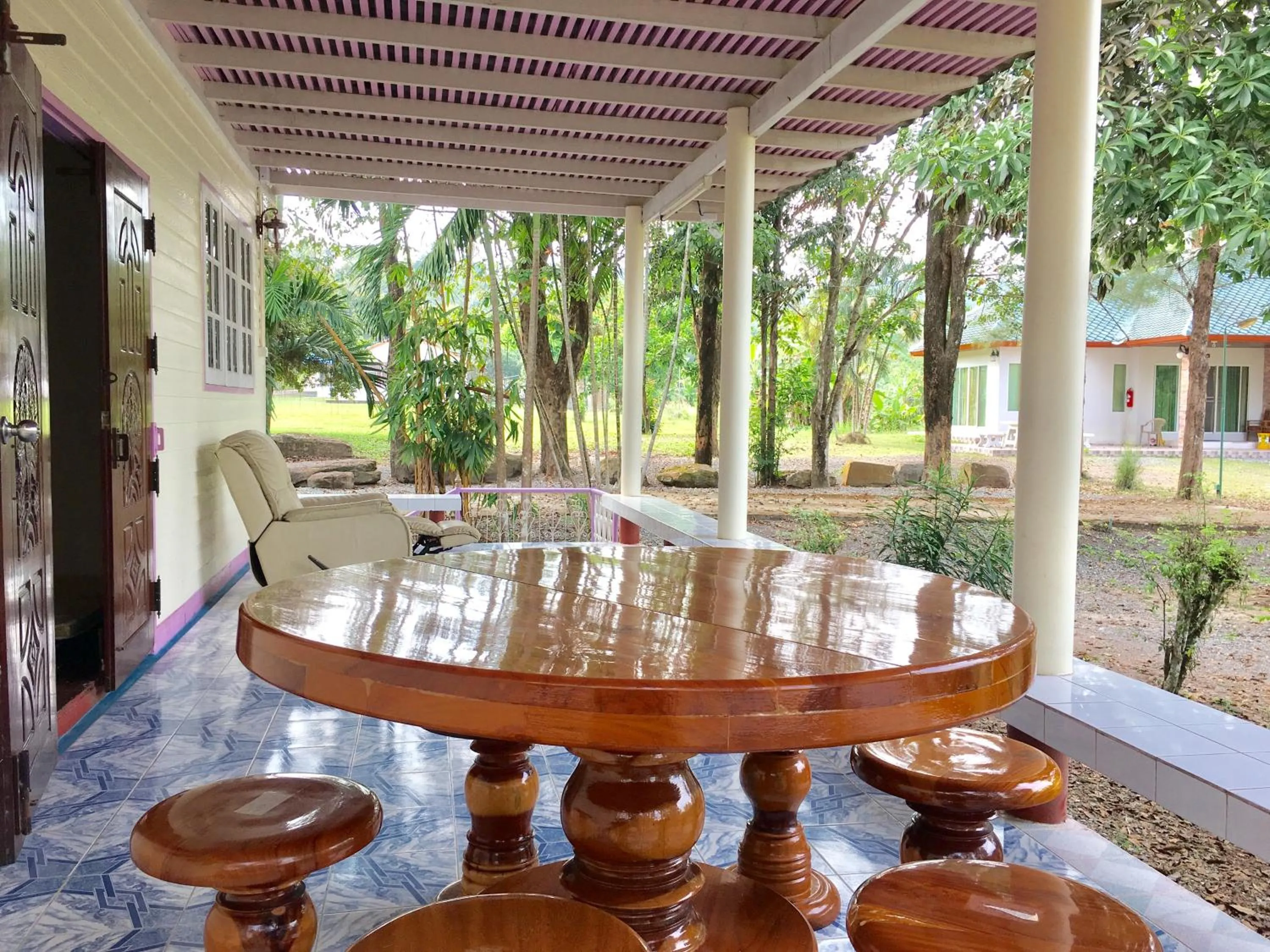 Seating area in นาหินลาดรีสอร์ท Nahinlad Resort