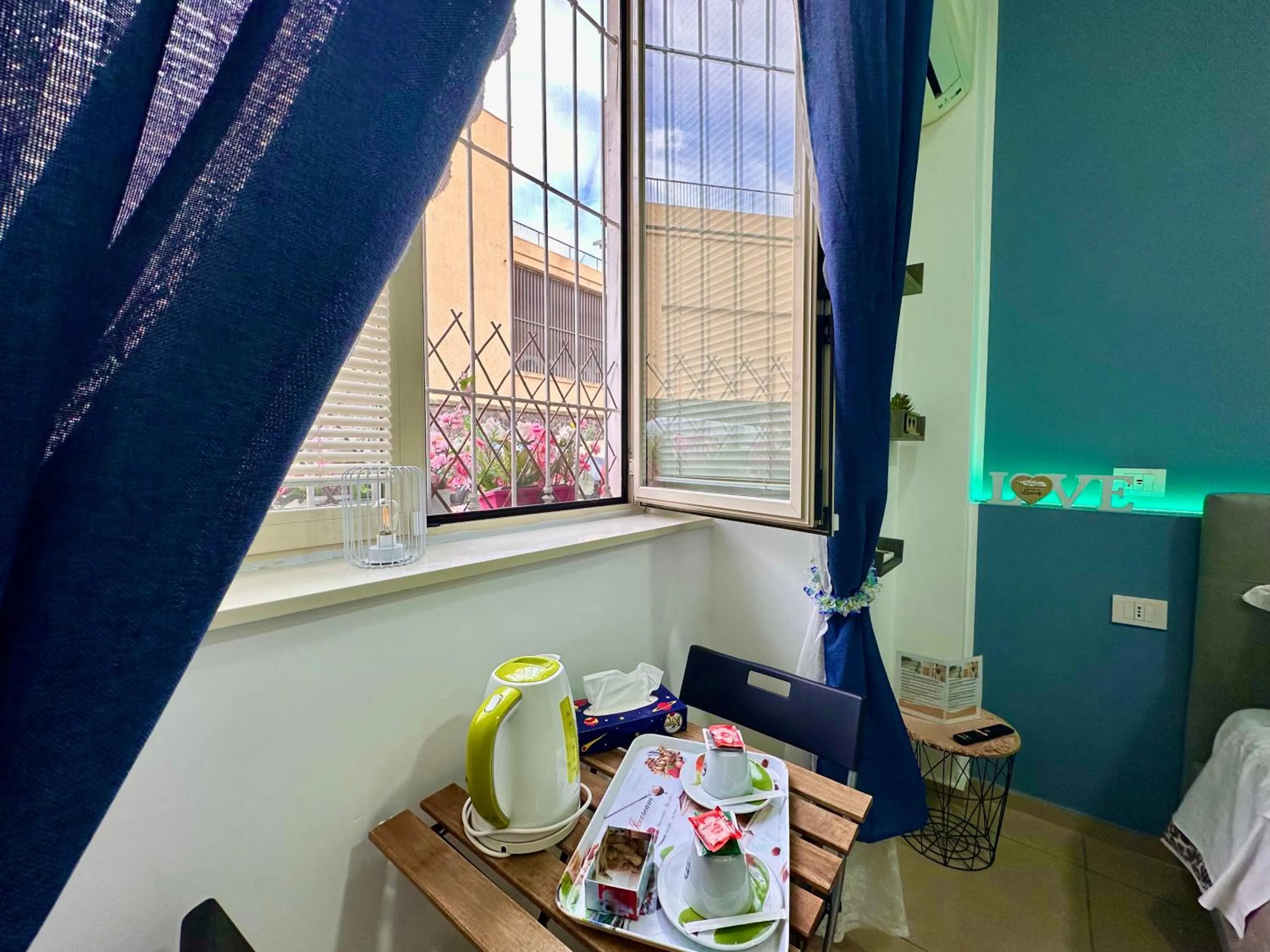 Bedroom in Sweet Dreams Napoli