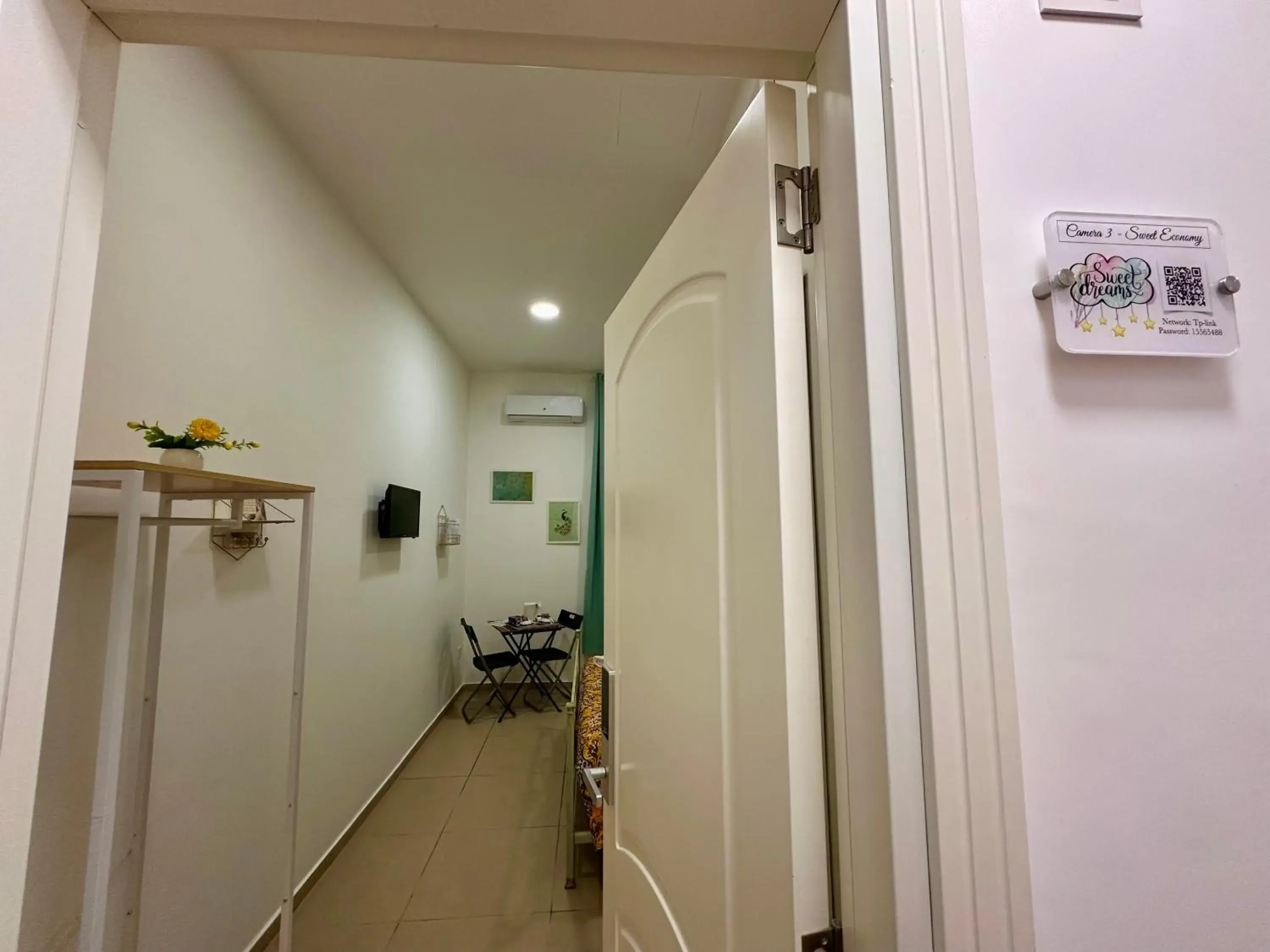 Economy Double Room in Sweet Dreams Napoli Economy Double Room in Sweet Dreams Napoli