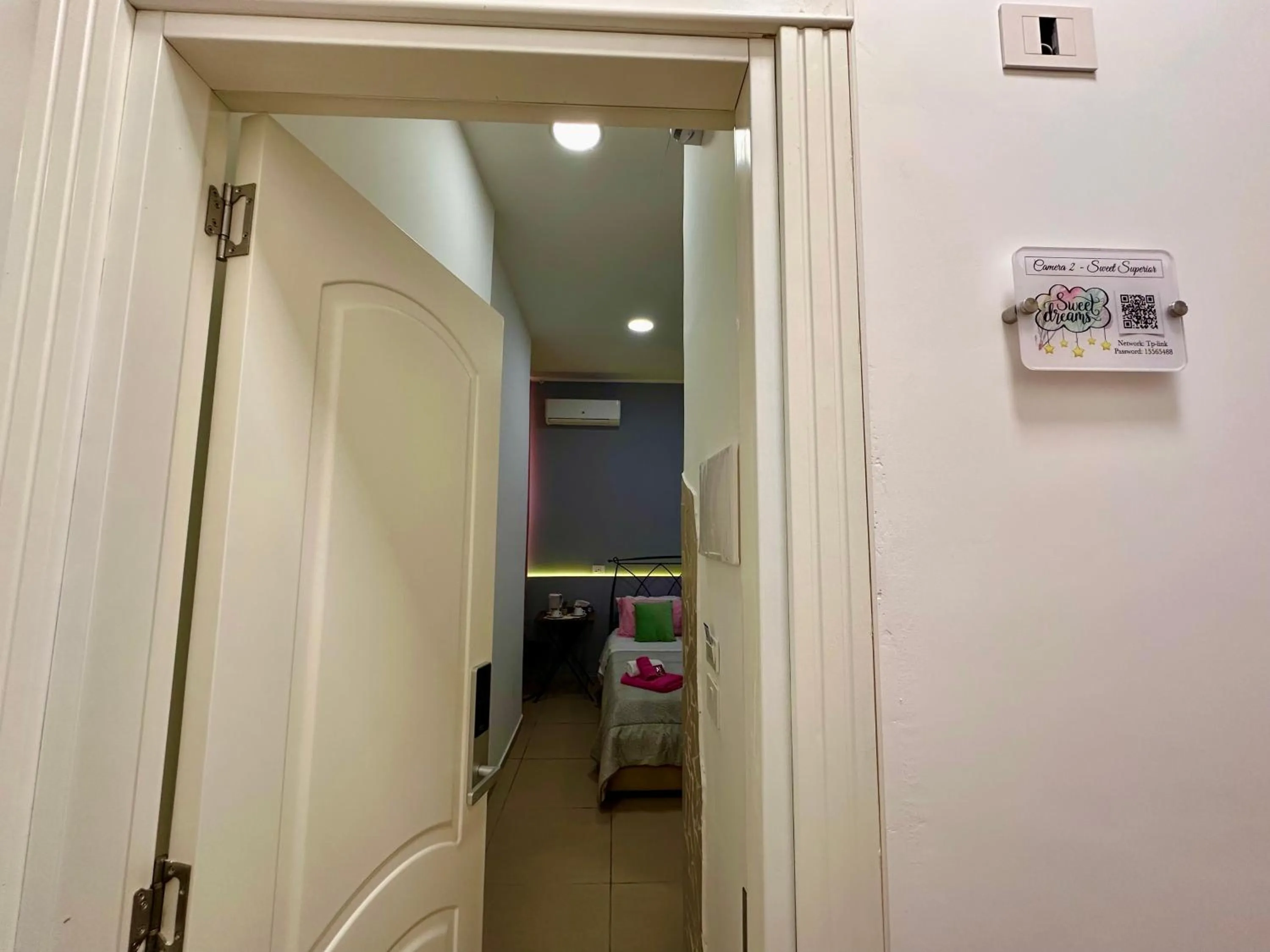 Bedroom in Sweet Dreams Napoli