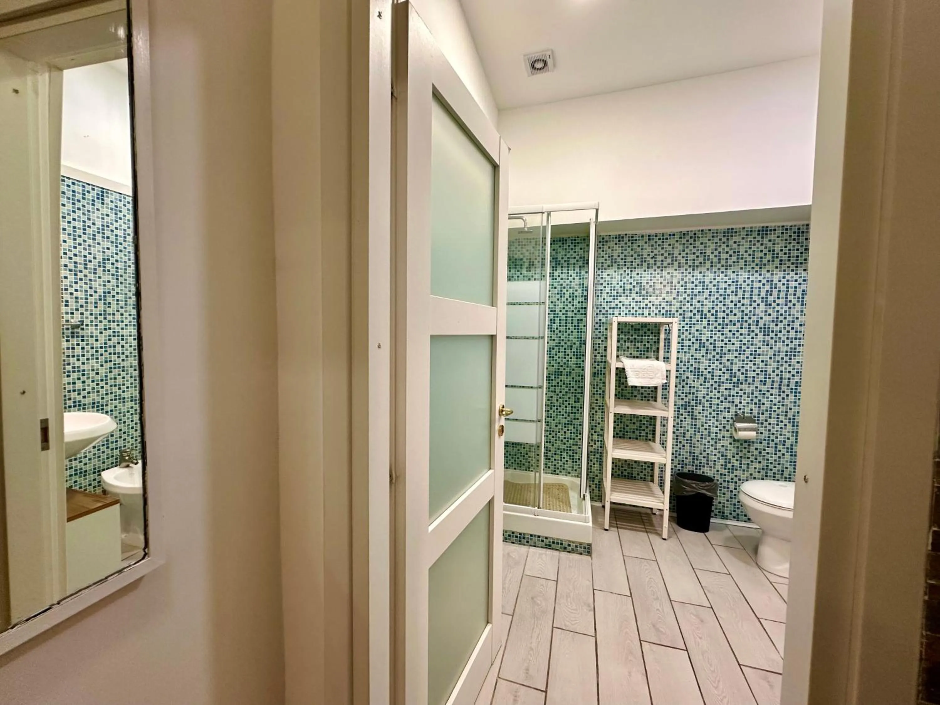 Shower in Sweet Dreams Napoli