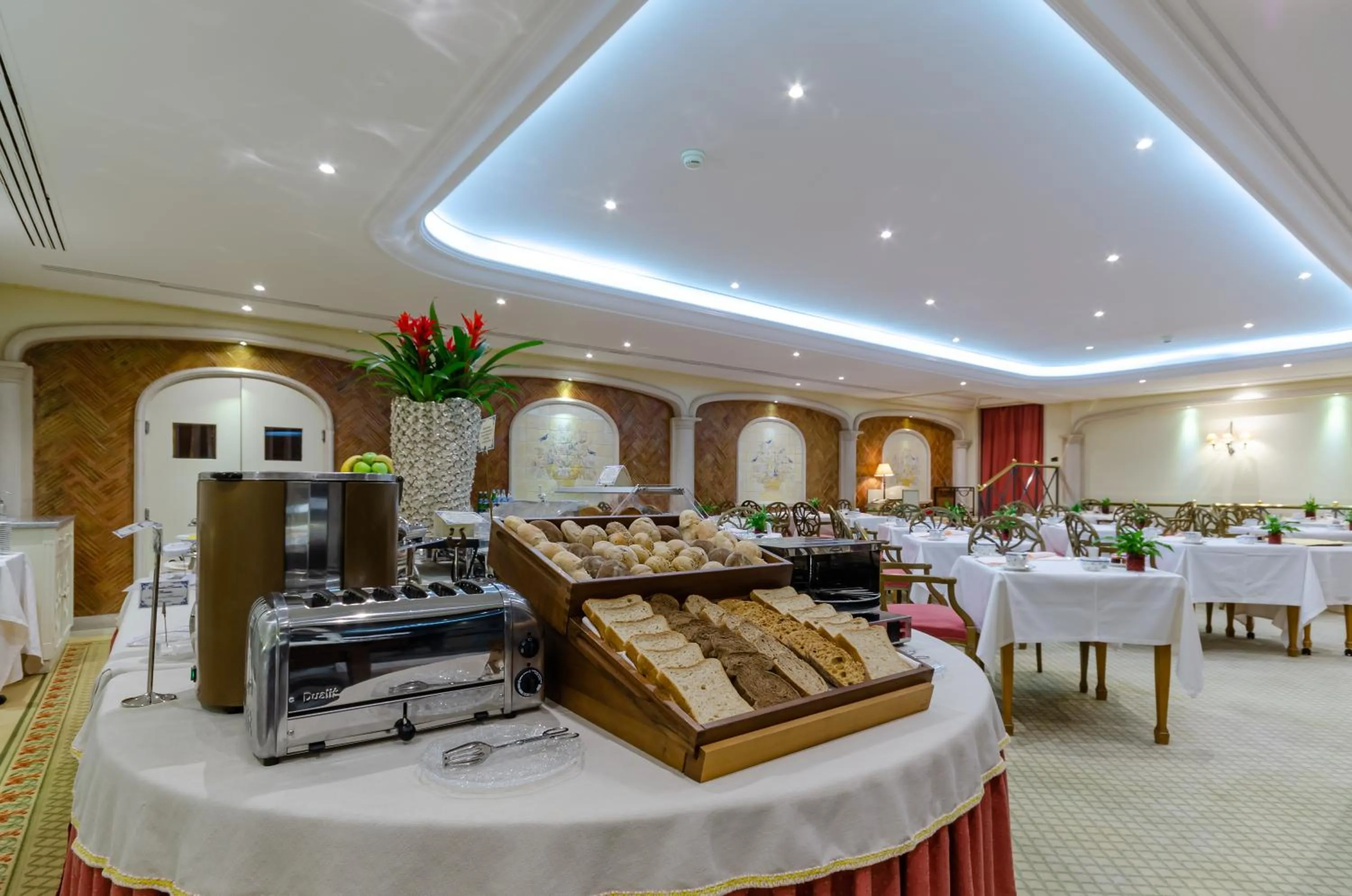 Restaurant/places to eat in Olissippo Lapa Palace – The Leading Hotels of the World