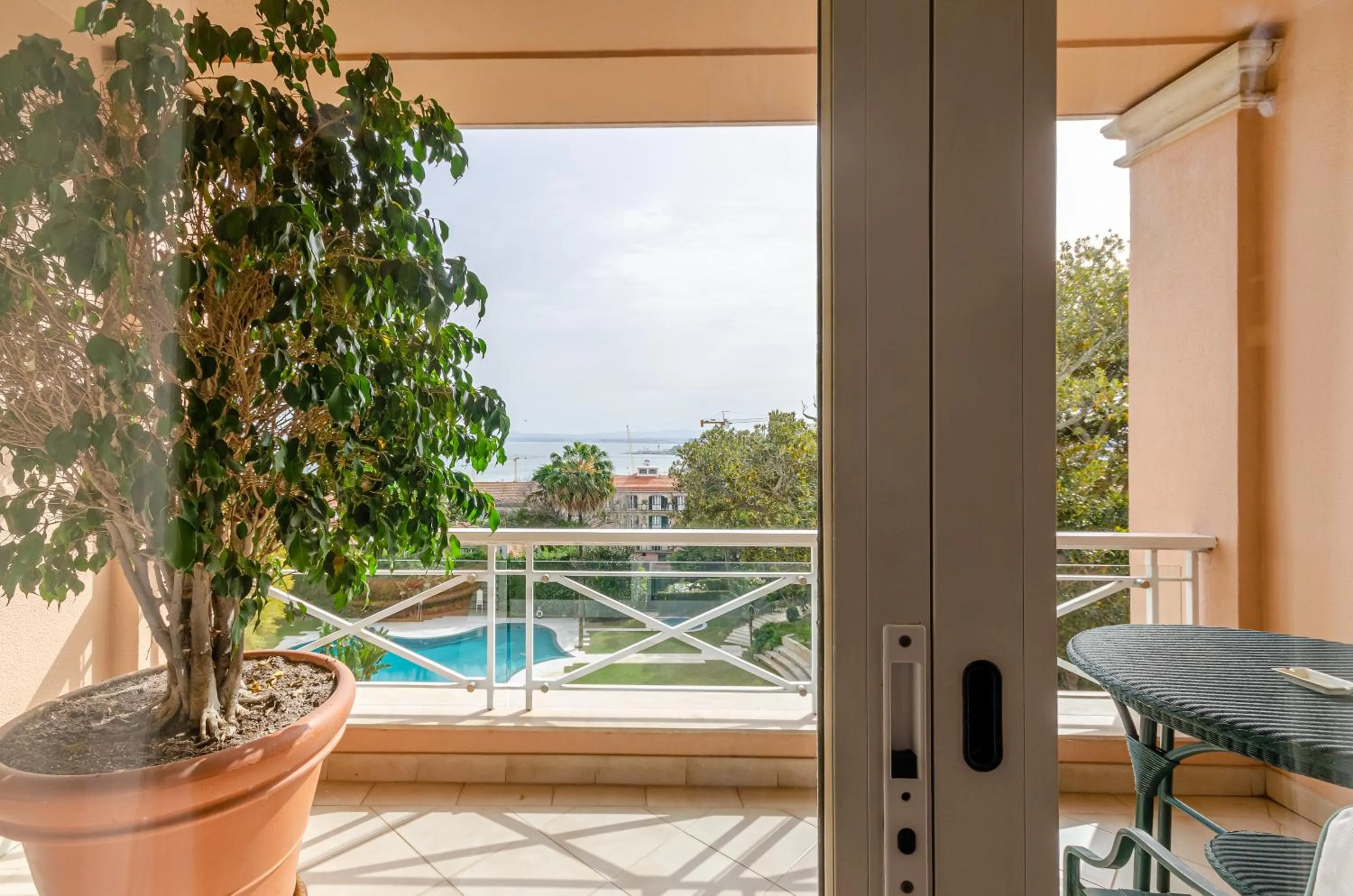 Pool view in Olissippo Lapa Palace – The Leading Hotels of the World