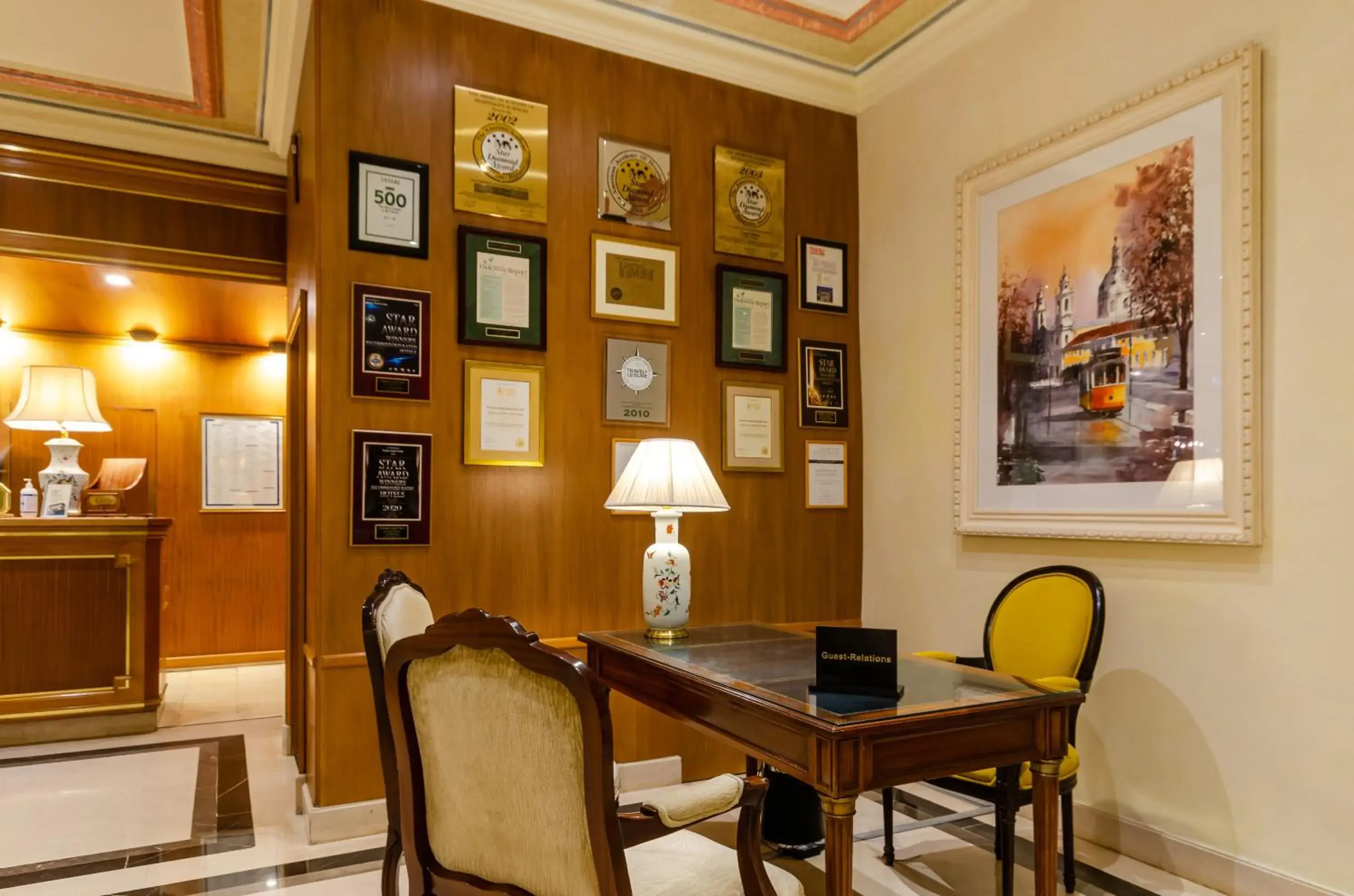 Lobby or reception in Olissippo Lapa Palace – The Leading Hotels of the World Lobby or reception in Olissippo Lapa Palace – The Leading Hotels of the World
