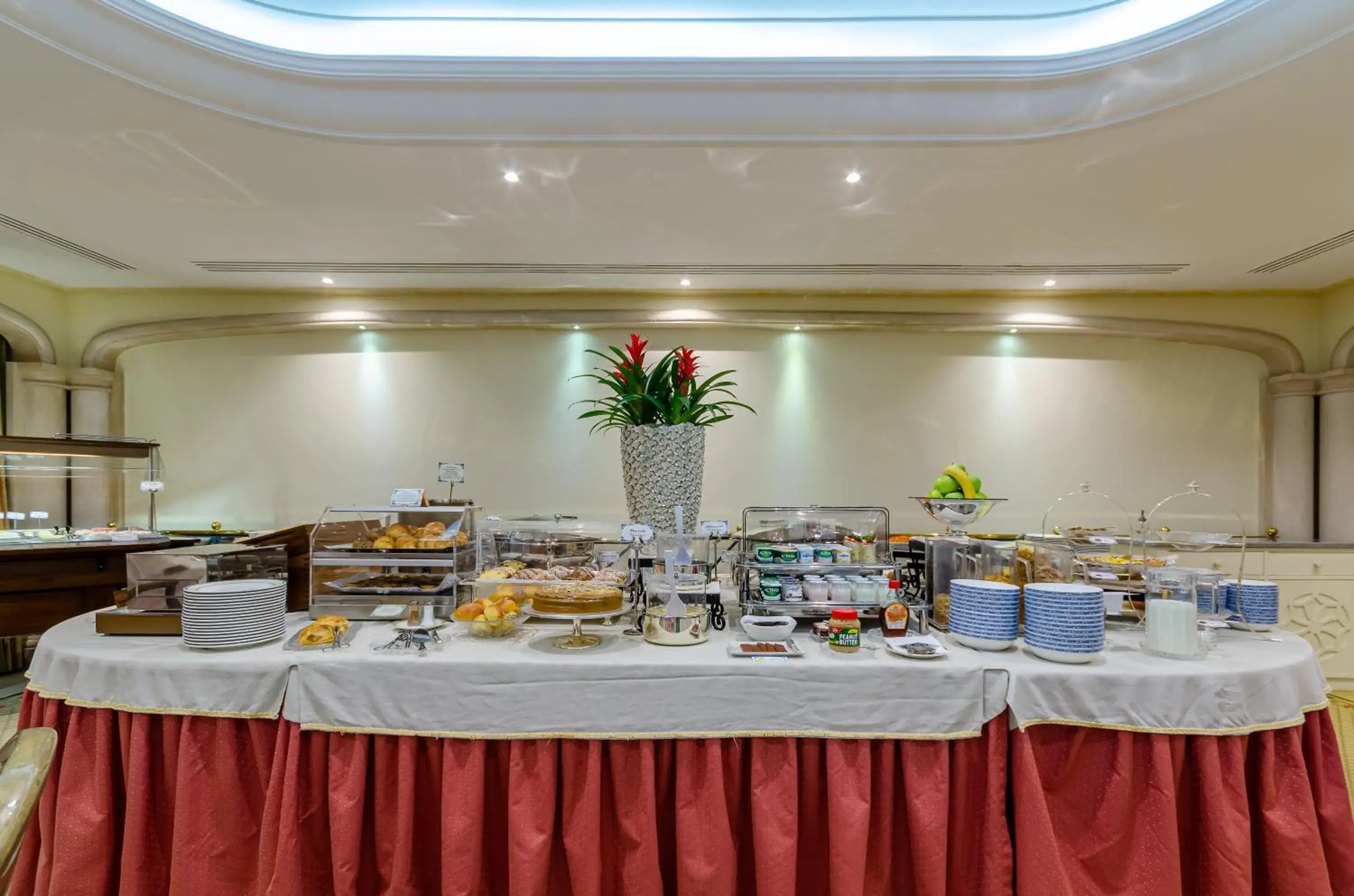 Restaurant/places to eat in Olissippo Lapa Palace – The Leading Hotels of the World Restaurant/places to eat in Olissippo Lapa Palace – The Leading Hotels of the World