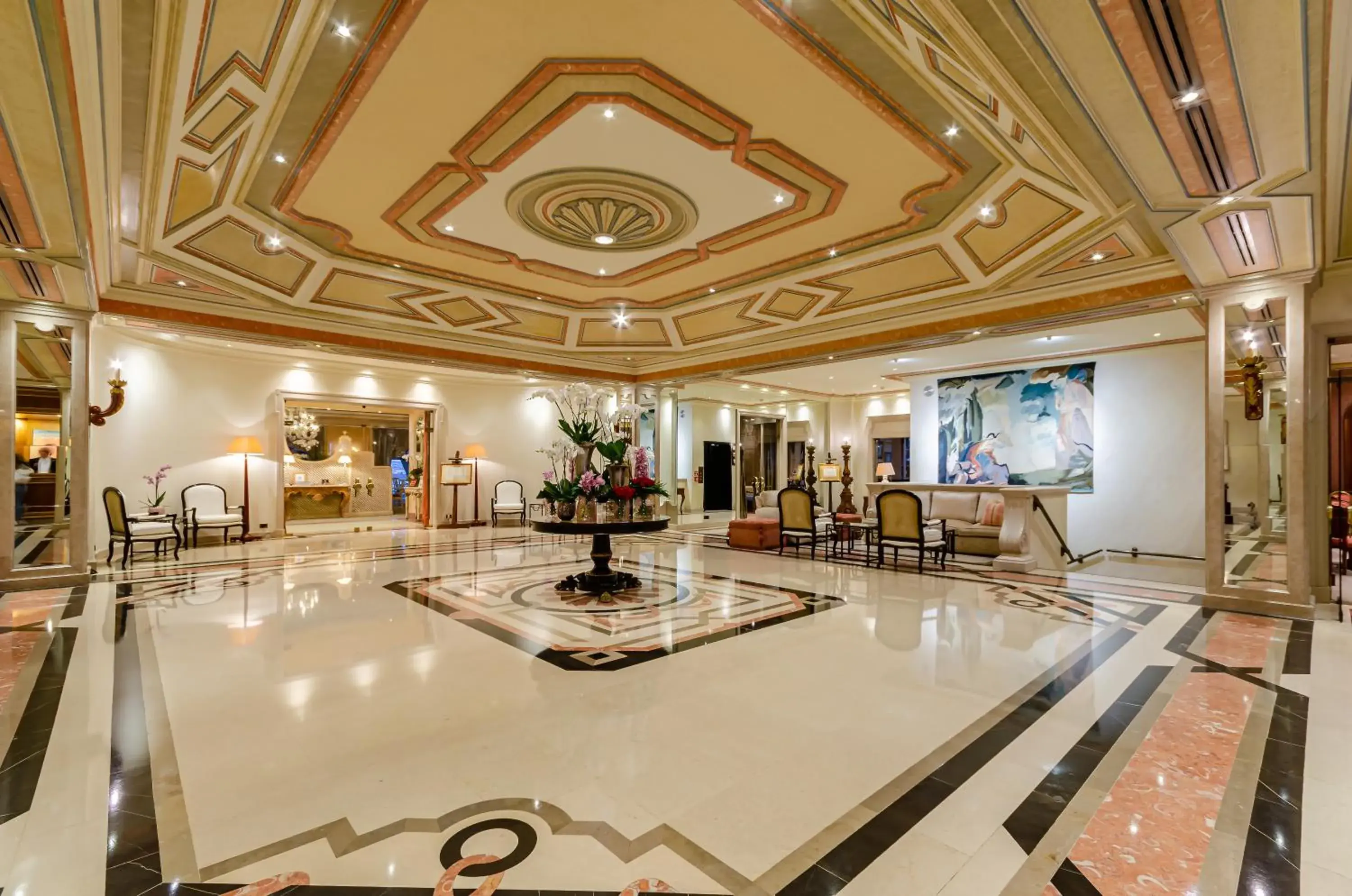 Lobby or reception in Olissippo Lapa Palace – The Leading Hotels of the World Lobby or reception in Olissippo Lapa Palace – The Leading Hotels of the World