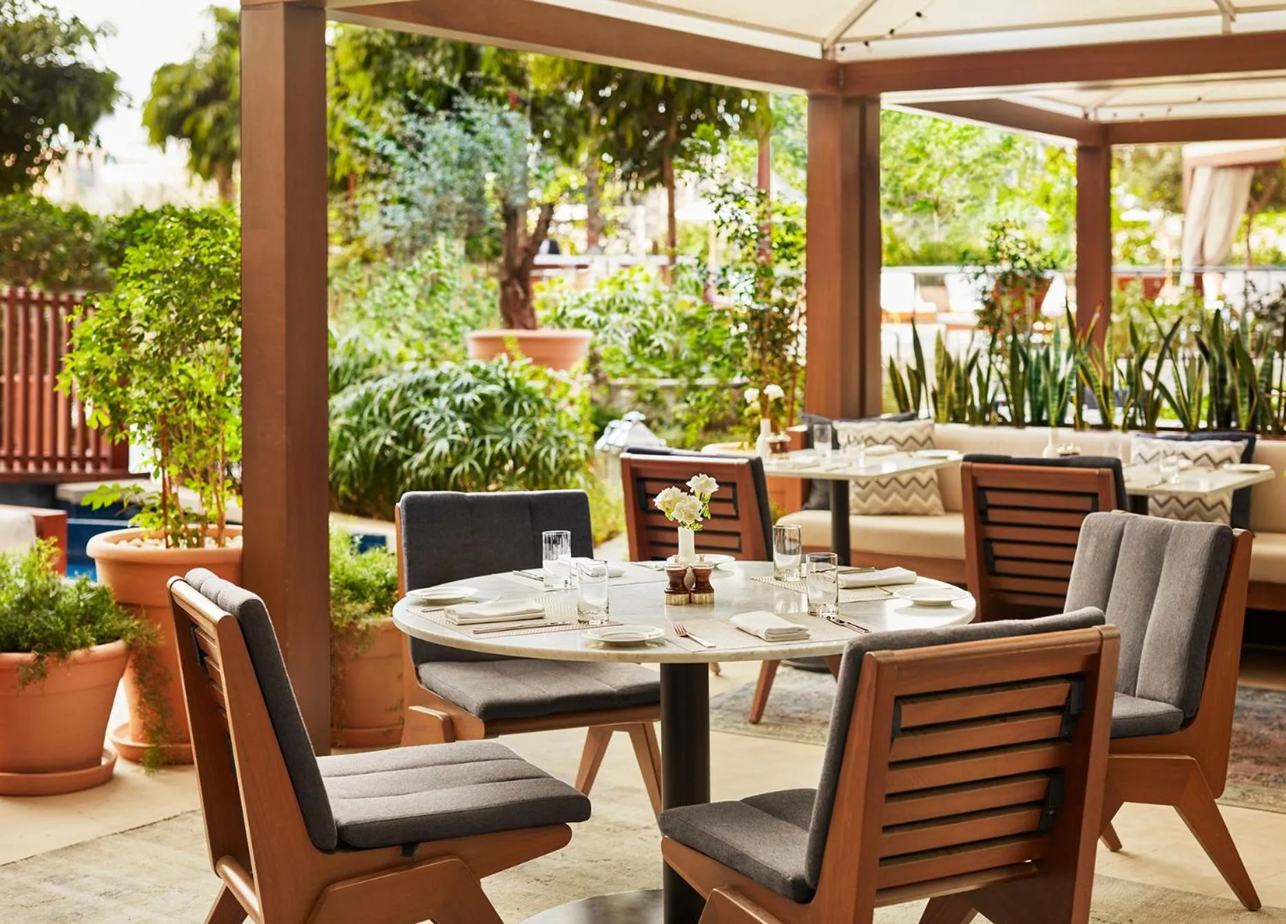 Restaurant/places to eat in The Abu Dhabi EDITION