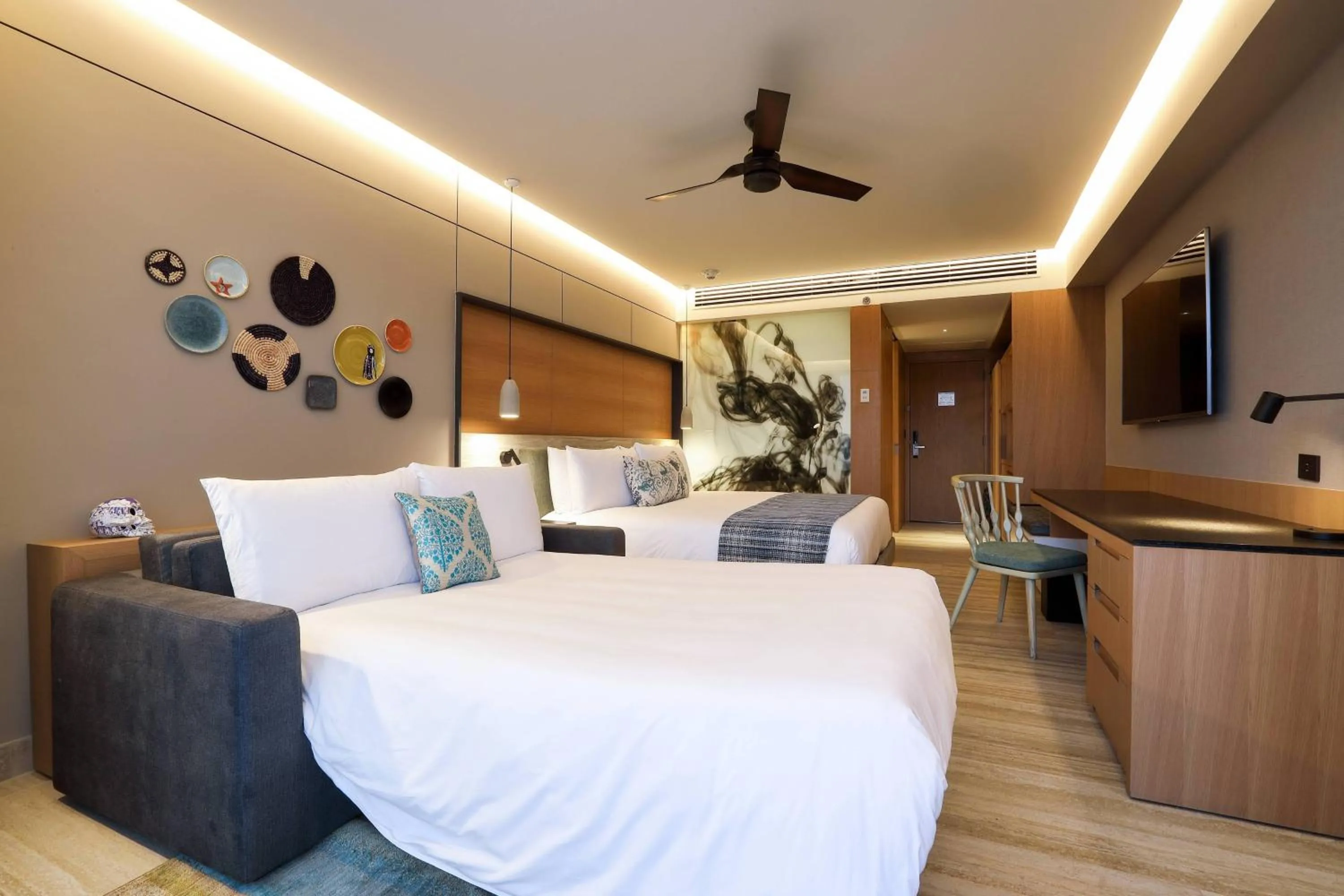 Photo of the whole room, Bed in Renaissance Cancun Resort & Marina