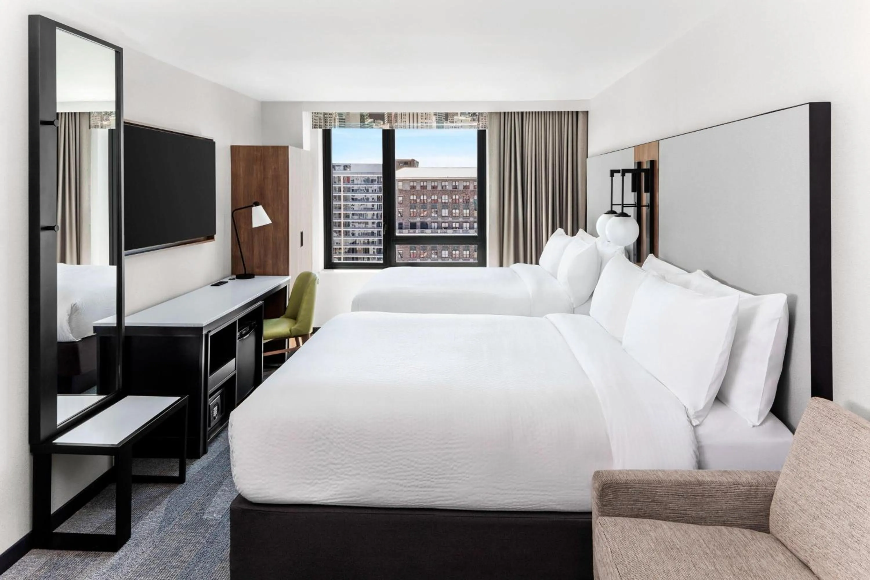 Photo of the whole room, Bed in Fairfield Inn & Suites by Marriott New York Manhattan/Times Square South