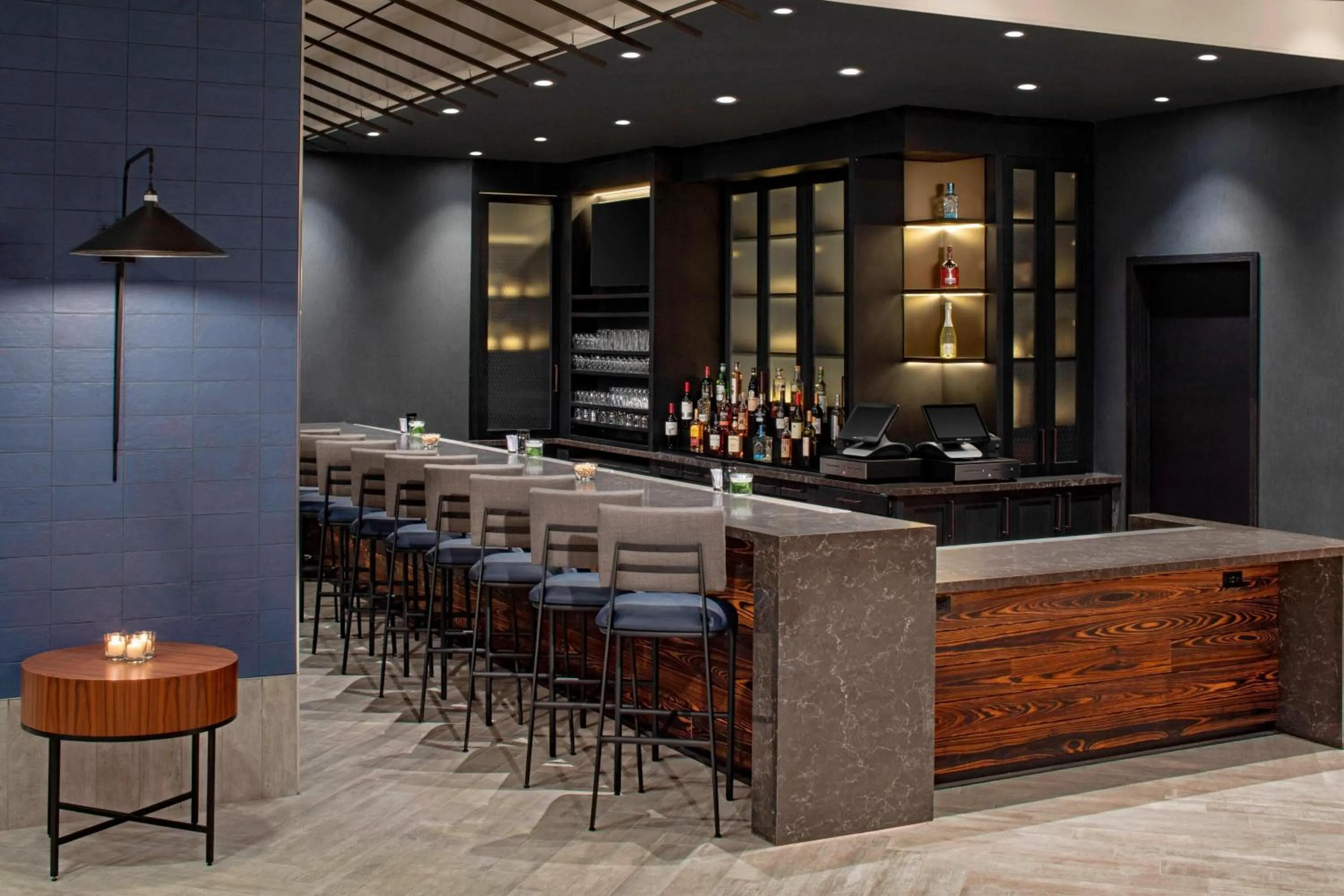 Lounge or bar in SpringHill Suites by Marriott New York Manhattan/Times Square South