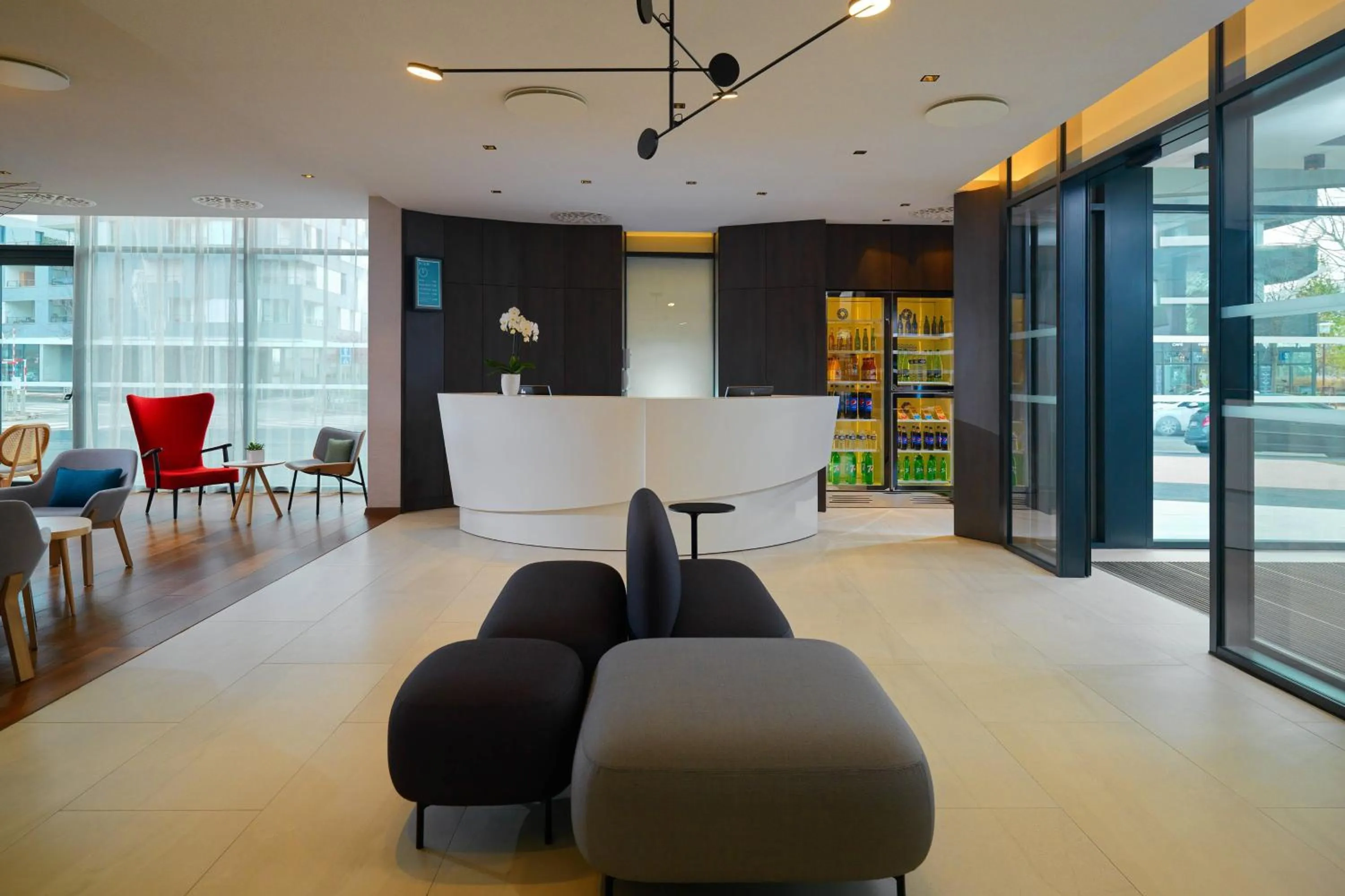 Lobby or reception in Residence Inn by Marriott Toulouse-Blagnac