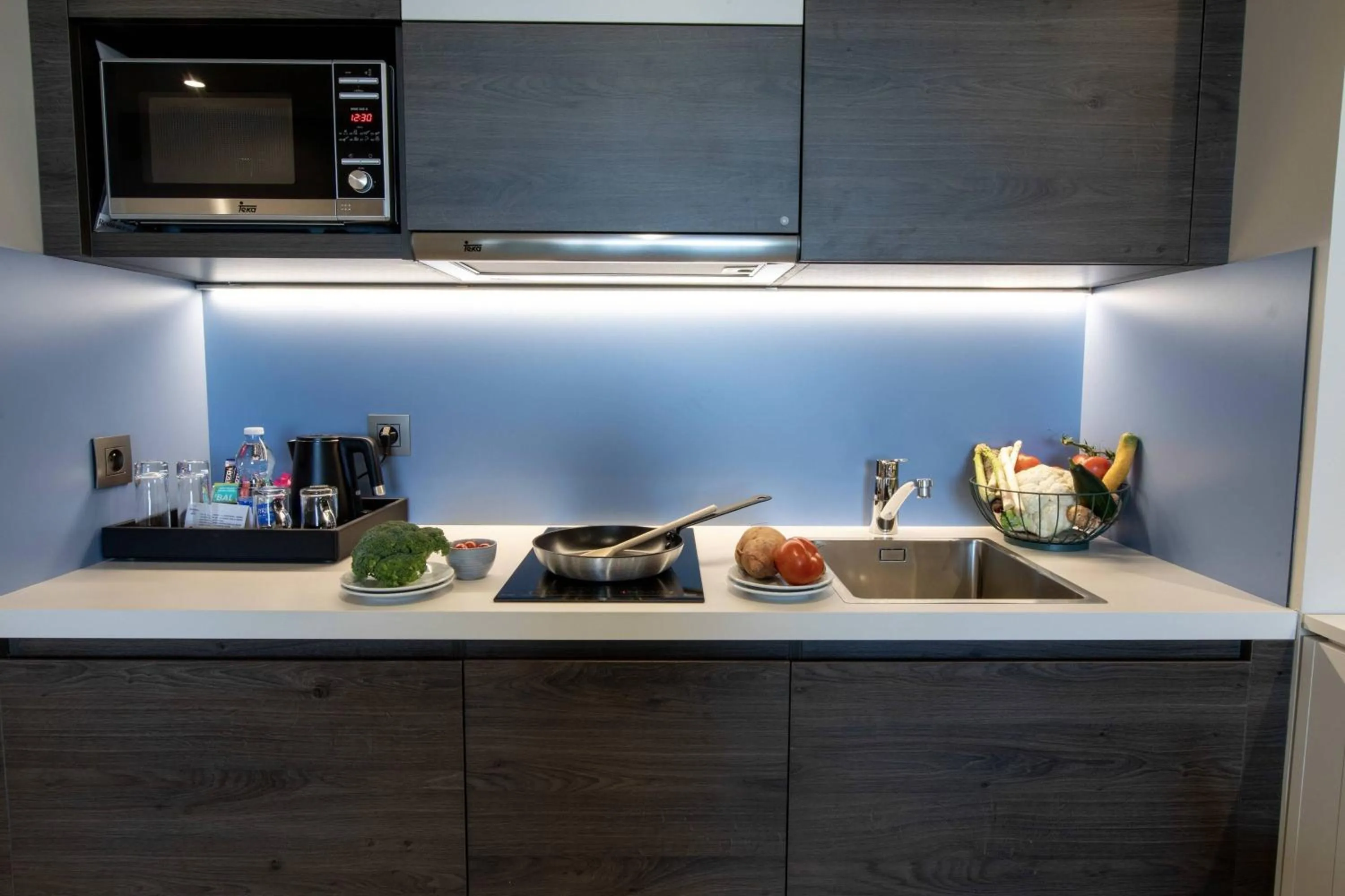 Kitchen or kitchenette in Residence Inn by Marriott Toulouse-Blagnac