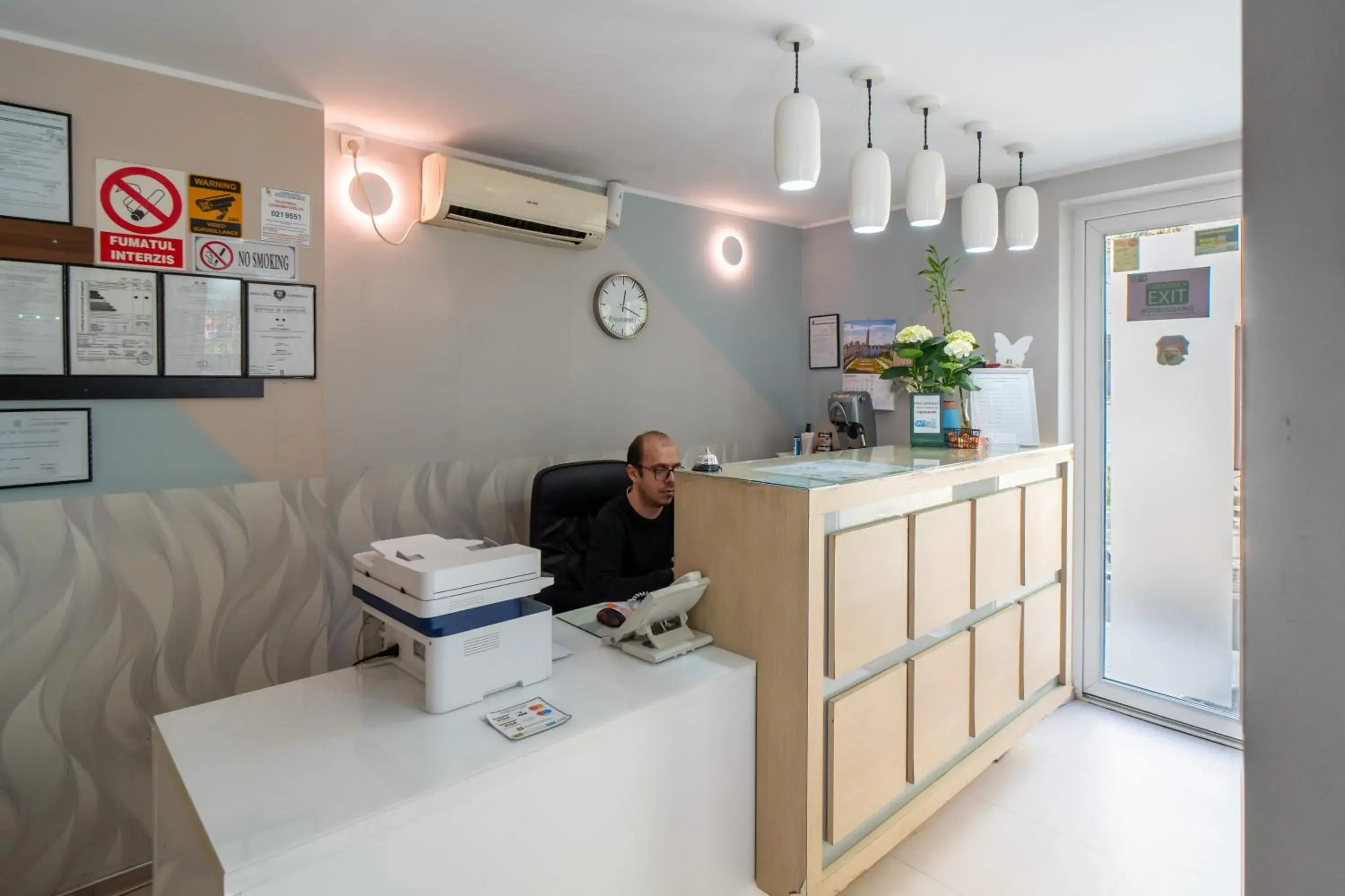 Lobby or reception in City Hotel Bucharest Lobby or reception in City Hotel Bucharest