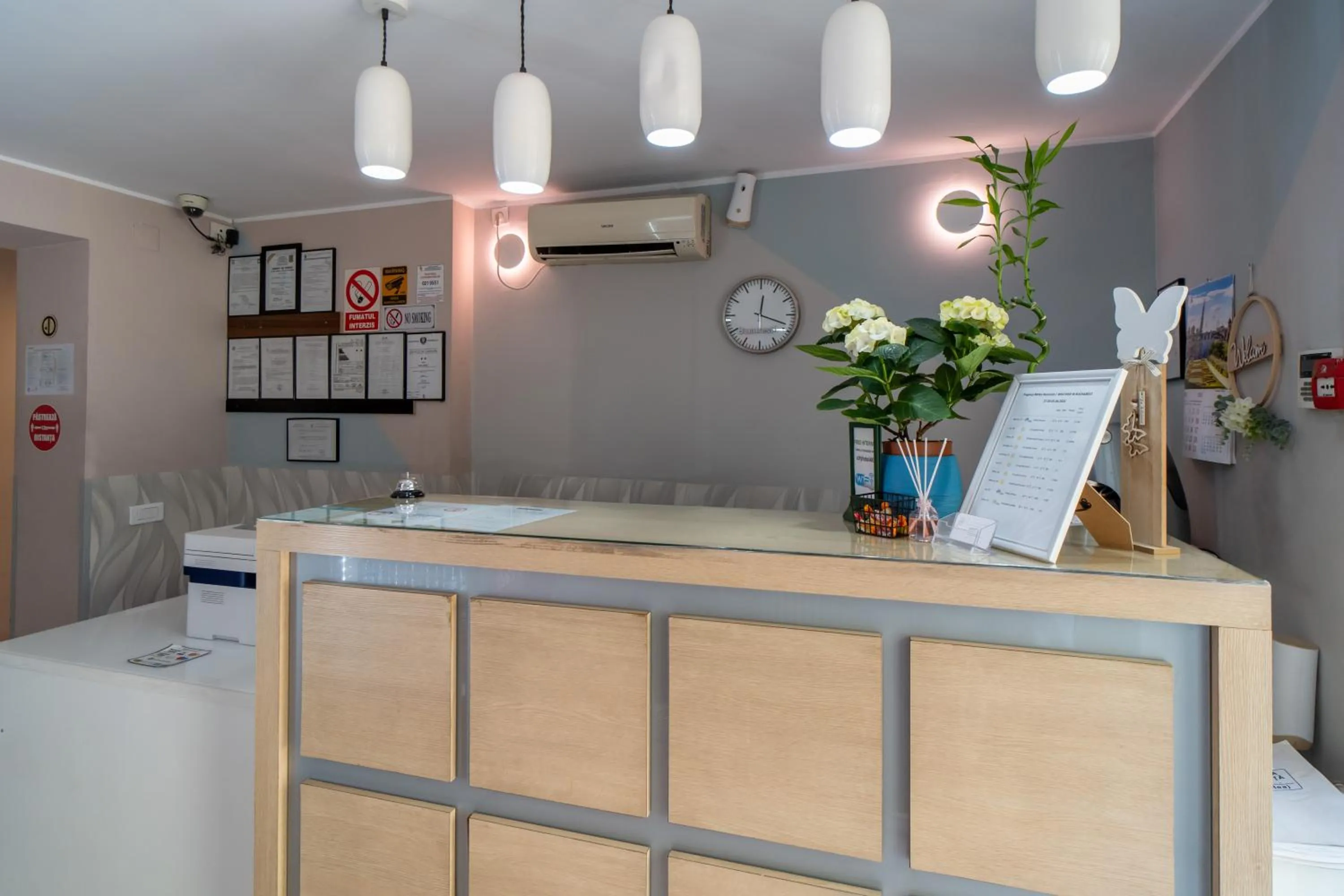 Lobby or reception in City Hotel Bucharest