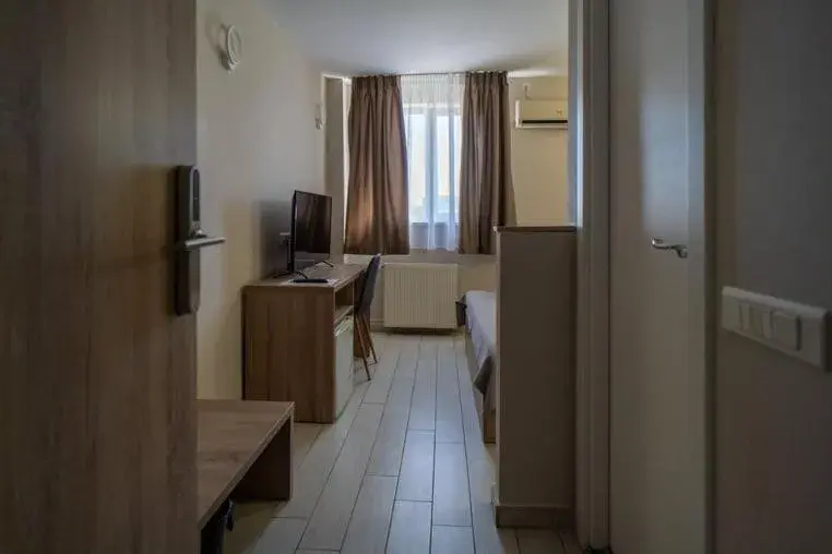 furniture, Bed in City Hotel Bucharest furniture, Bed in City Hotel Bucharest