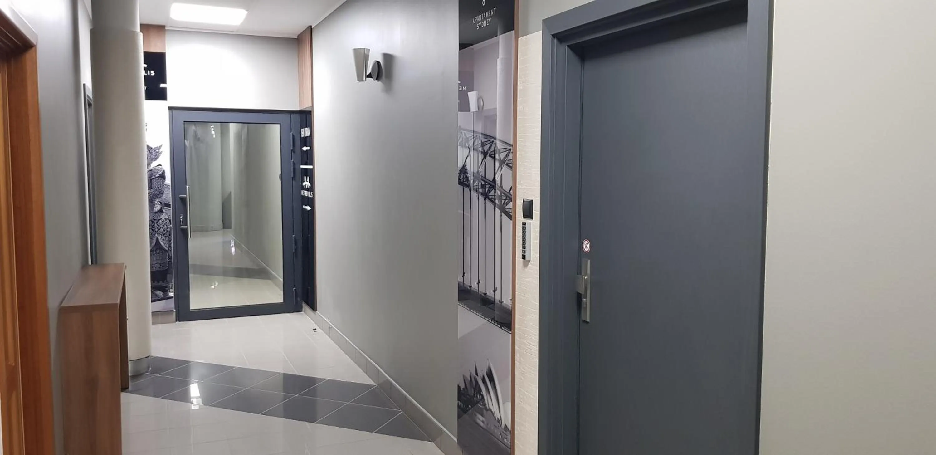 Facade/entrance in Metropolis Apartamenty Centrum