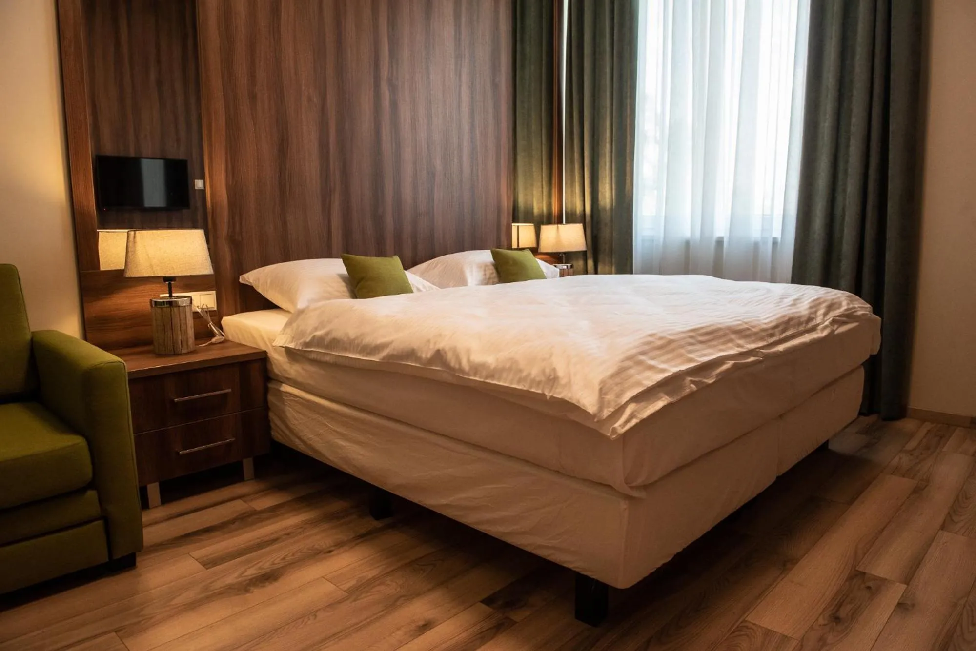 Bed in Metropolis Apartamenty Centrum