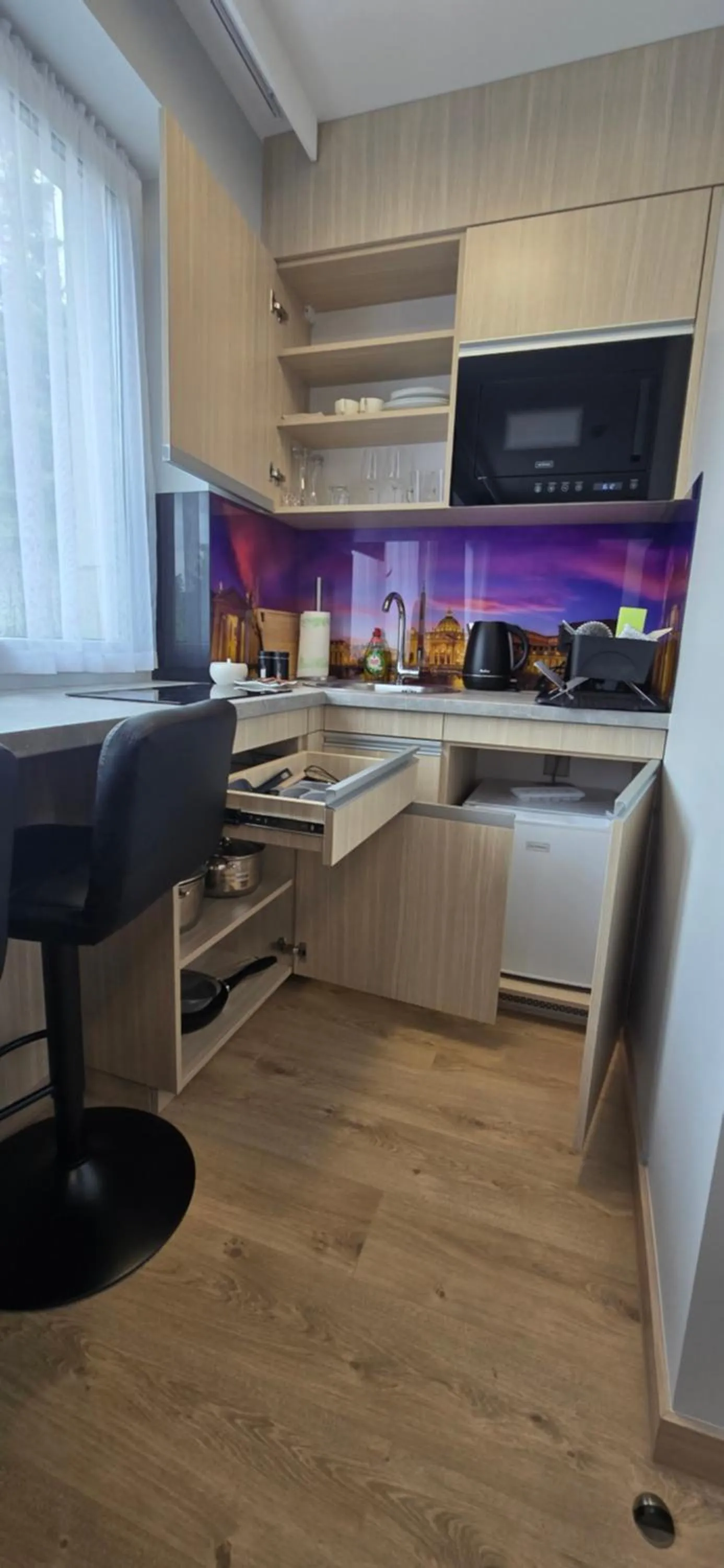 Kitchen or kitchenette in Metropolis Apartamenty Centrum