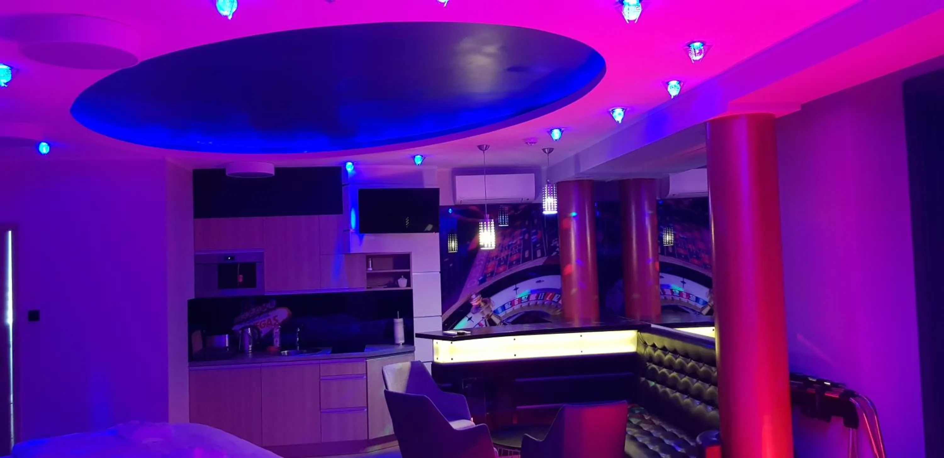 Food and drinks in Metropolis Apartamenty Centrum