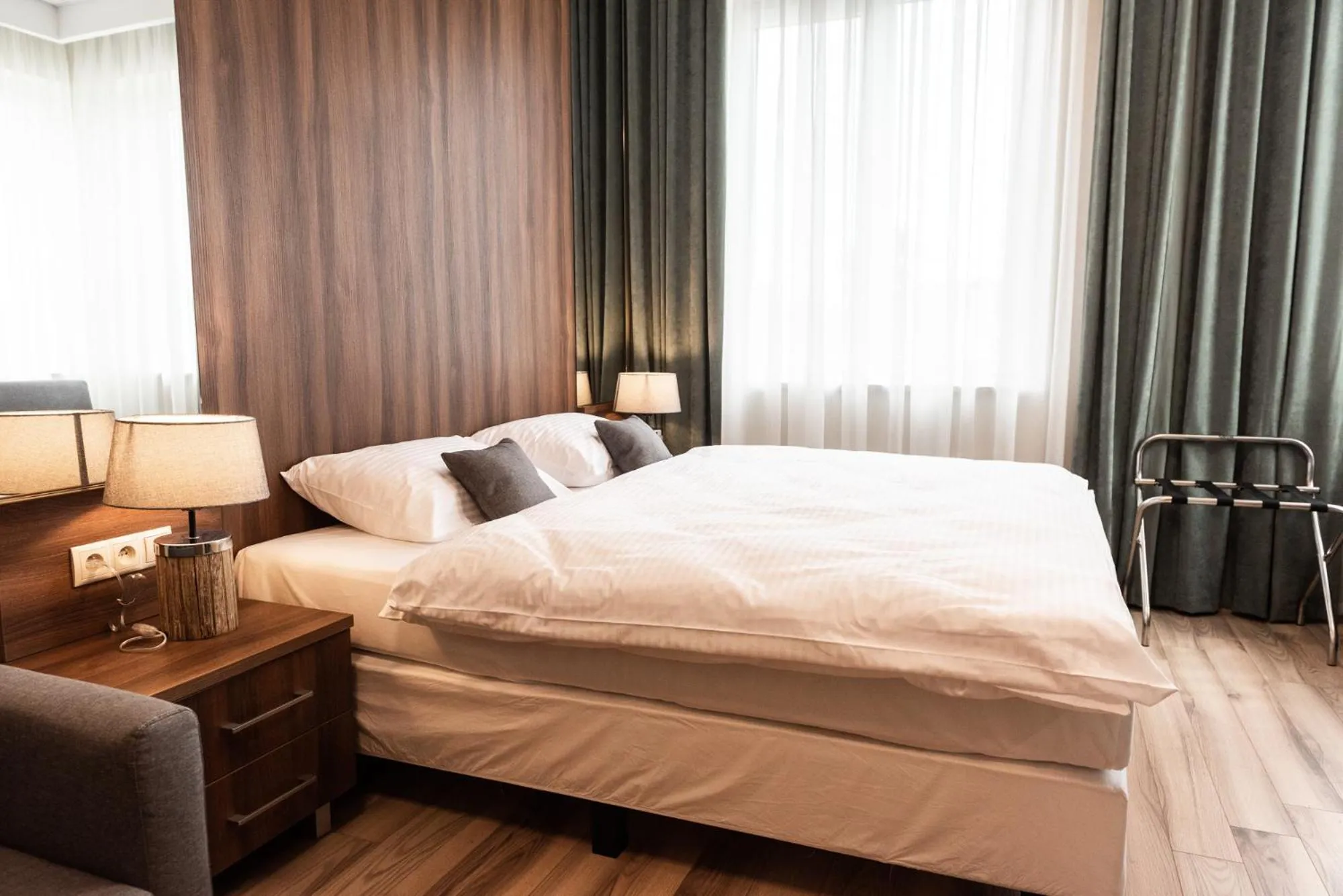 Bed in Metropolis Apartamenty Centrum