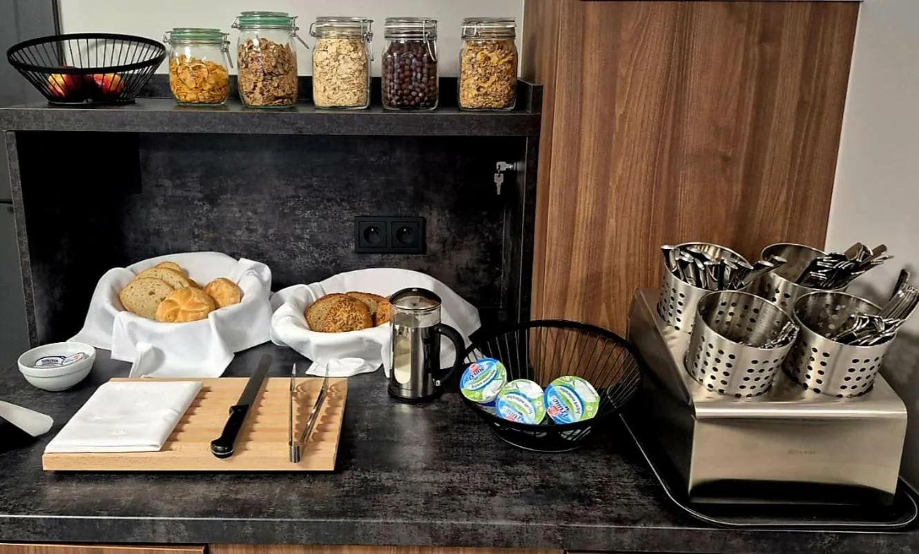 Breakfast in Metropolis Apartamenty Centrum