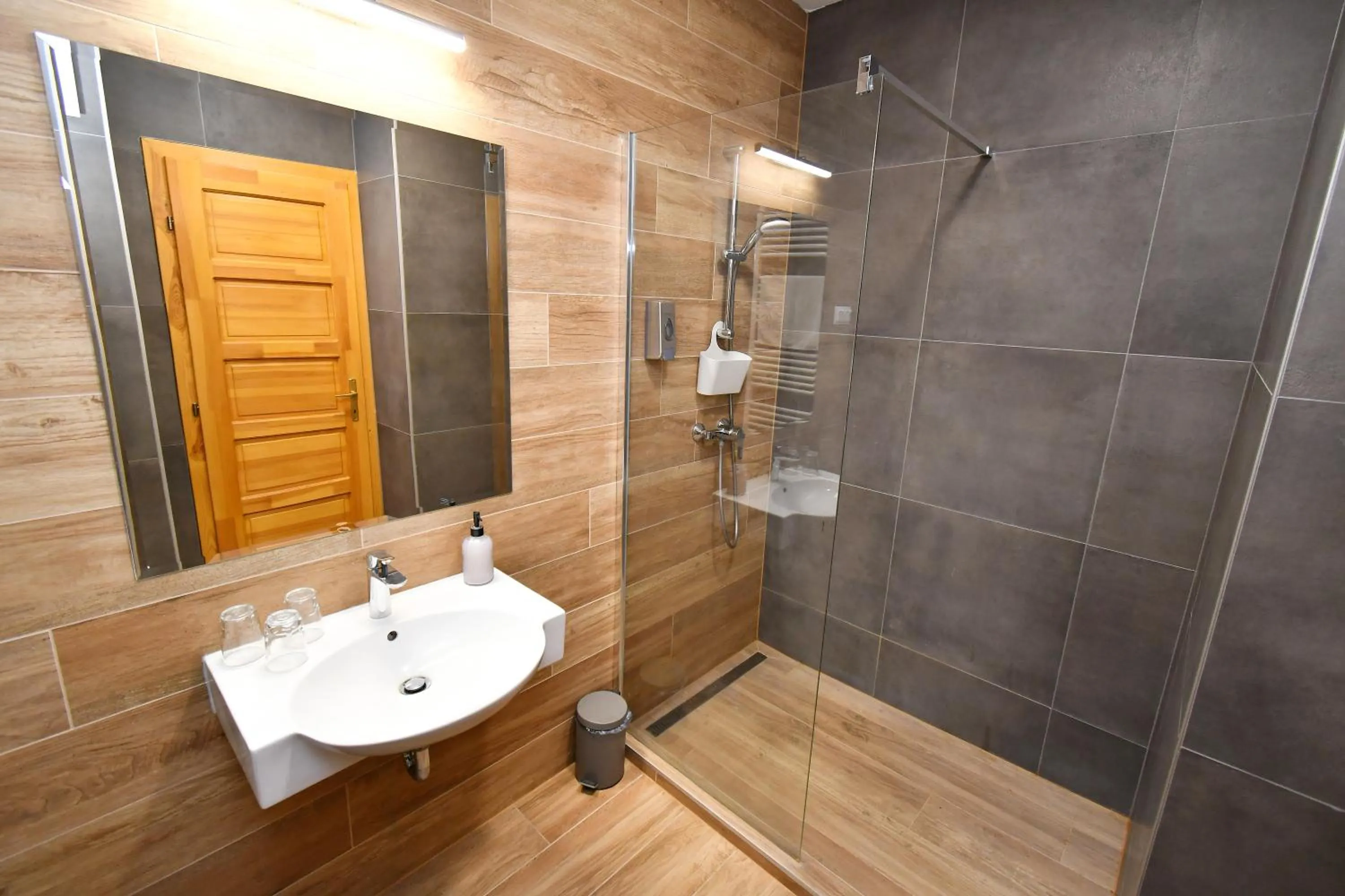 Bathroom in Angyal Borászat és Panzió